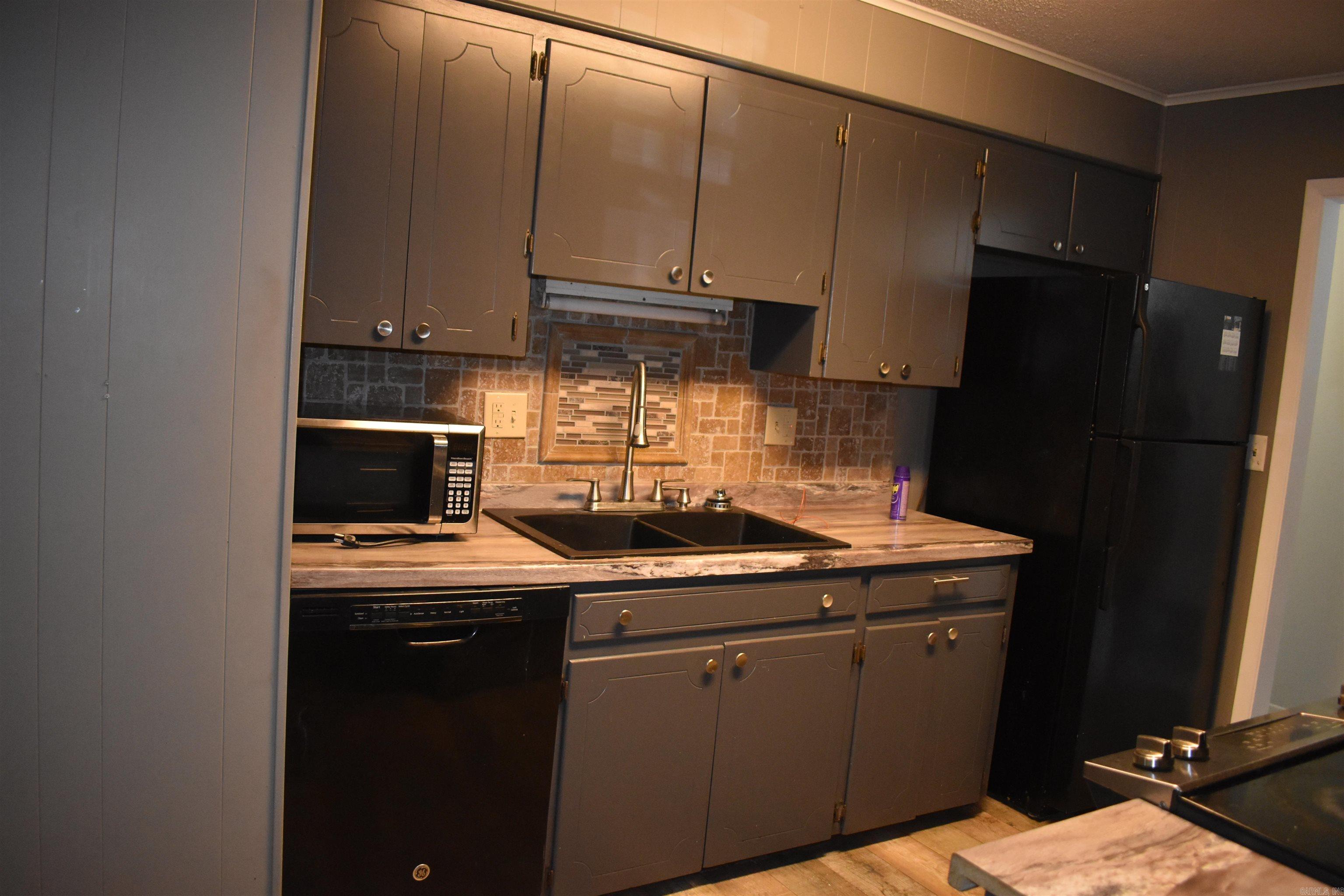 BELMONT - Residential