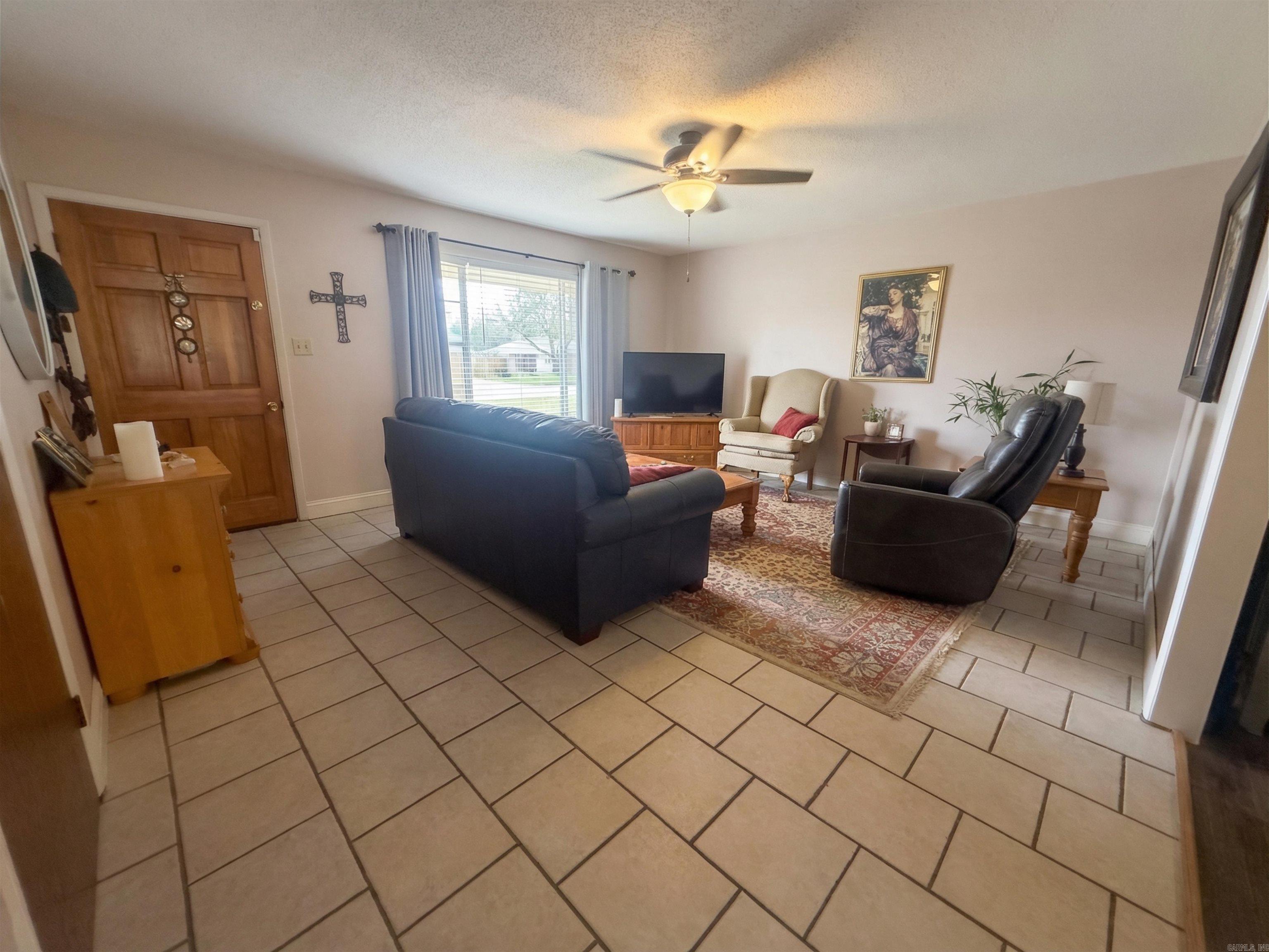 GREEN ACRES ESTATES - Residential