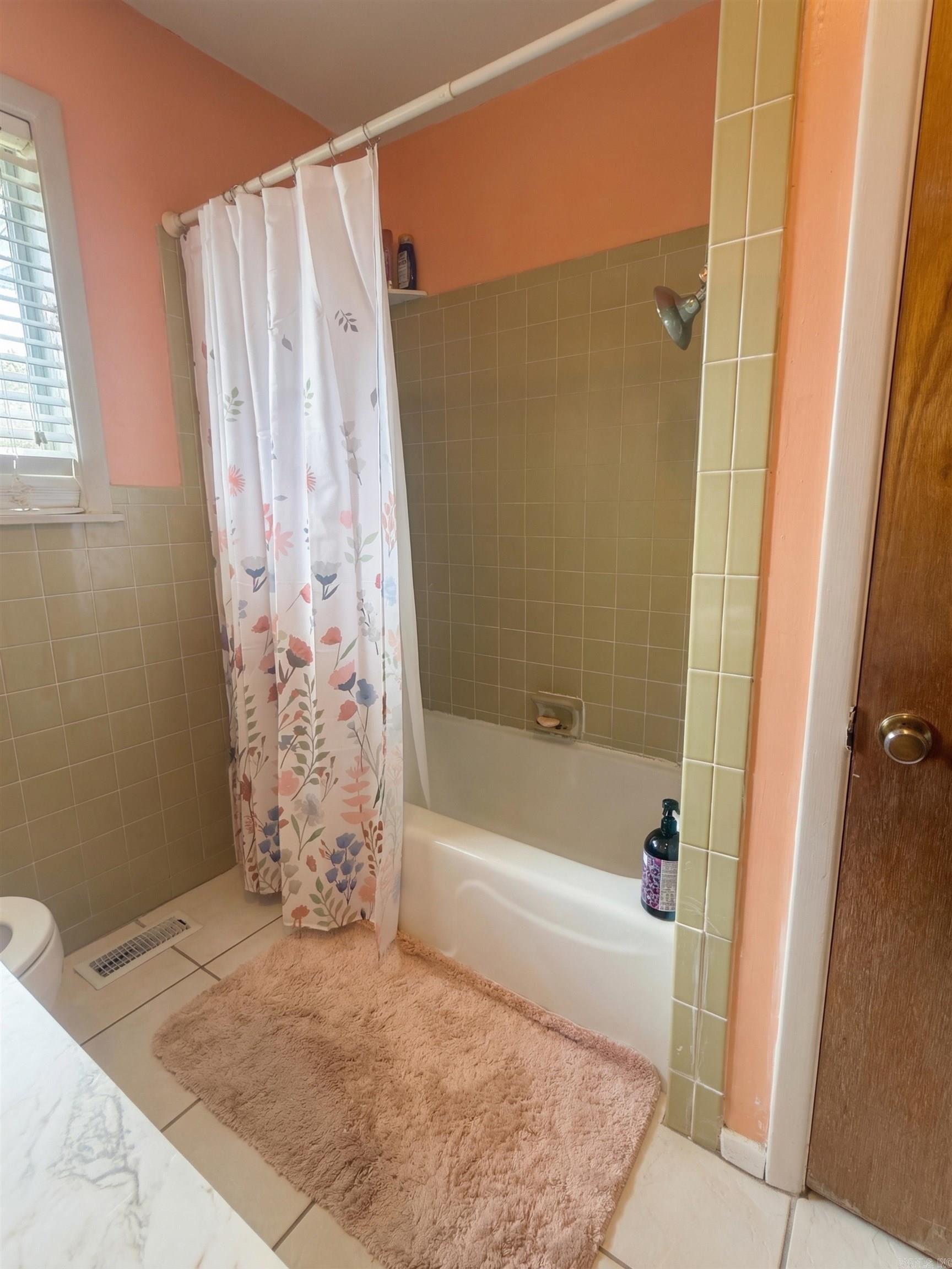 GREEN ACRES ESTATES - Residential