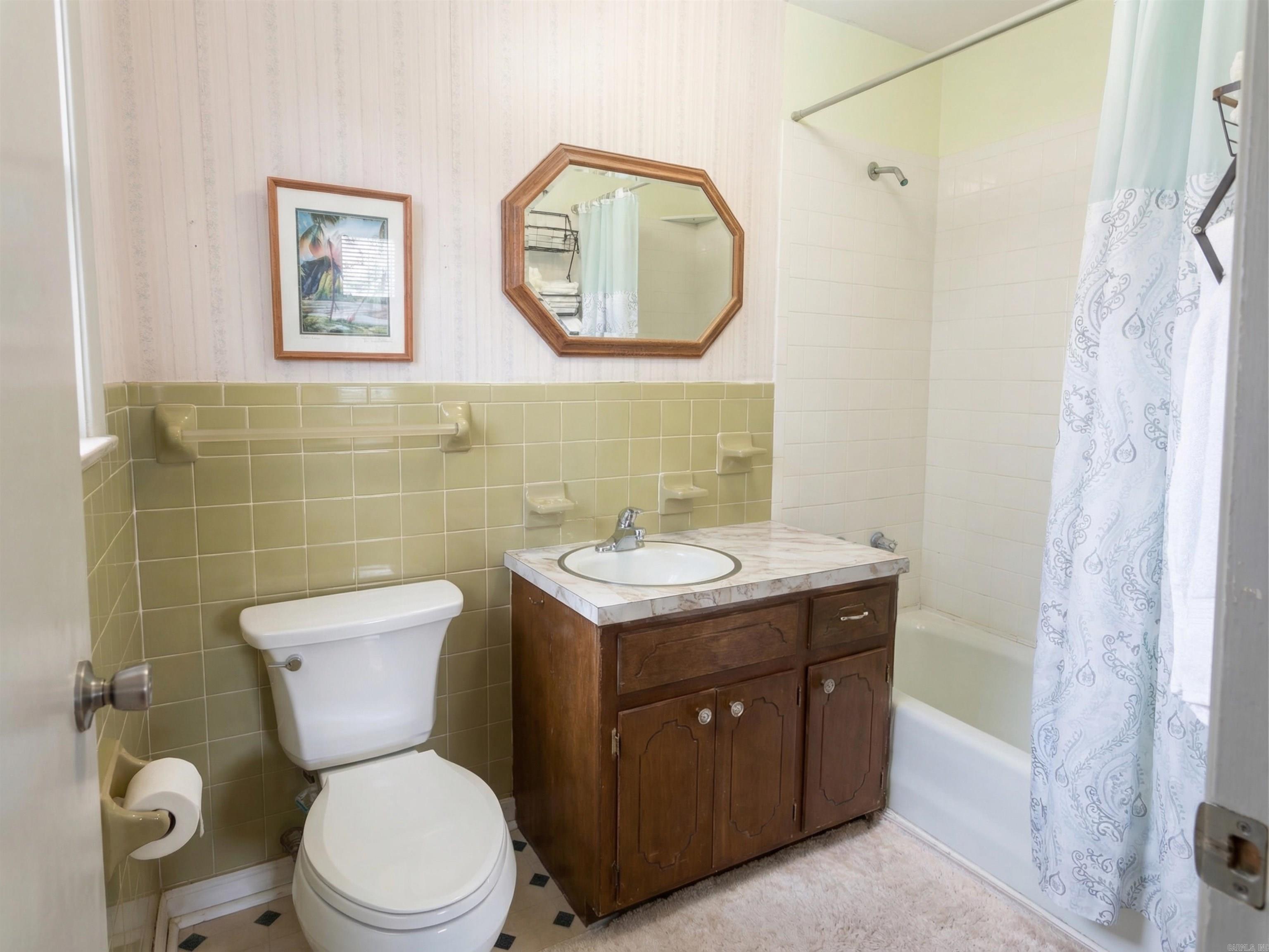 GREEN ACRES ESTATES - Residential