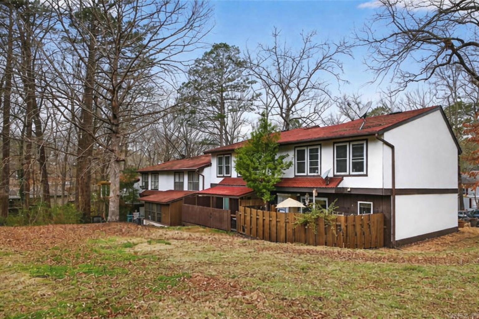 Desoto Courts Townhouse - Residential