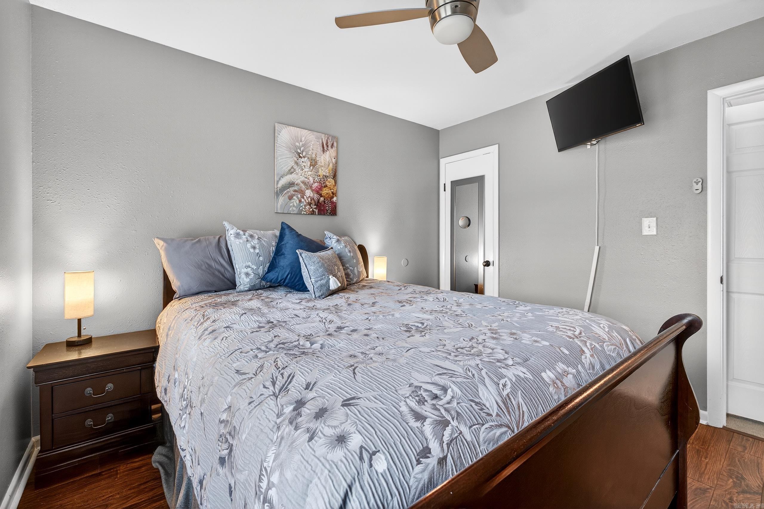 Desoto Courts Townhouse - Residential