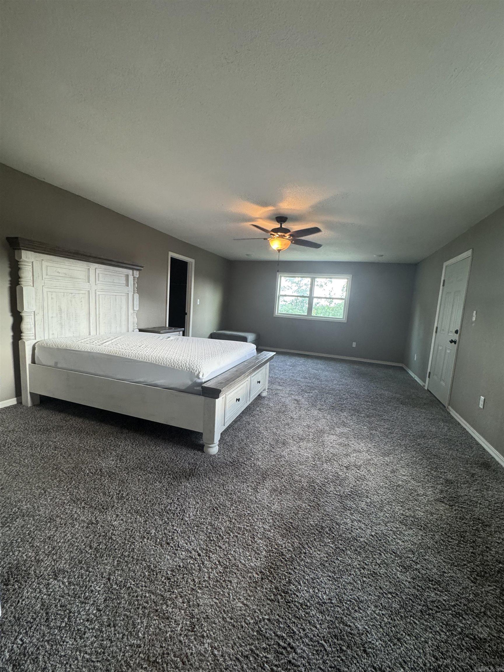 VILLA RIDGE EST - Residential