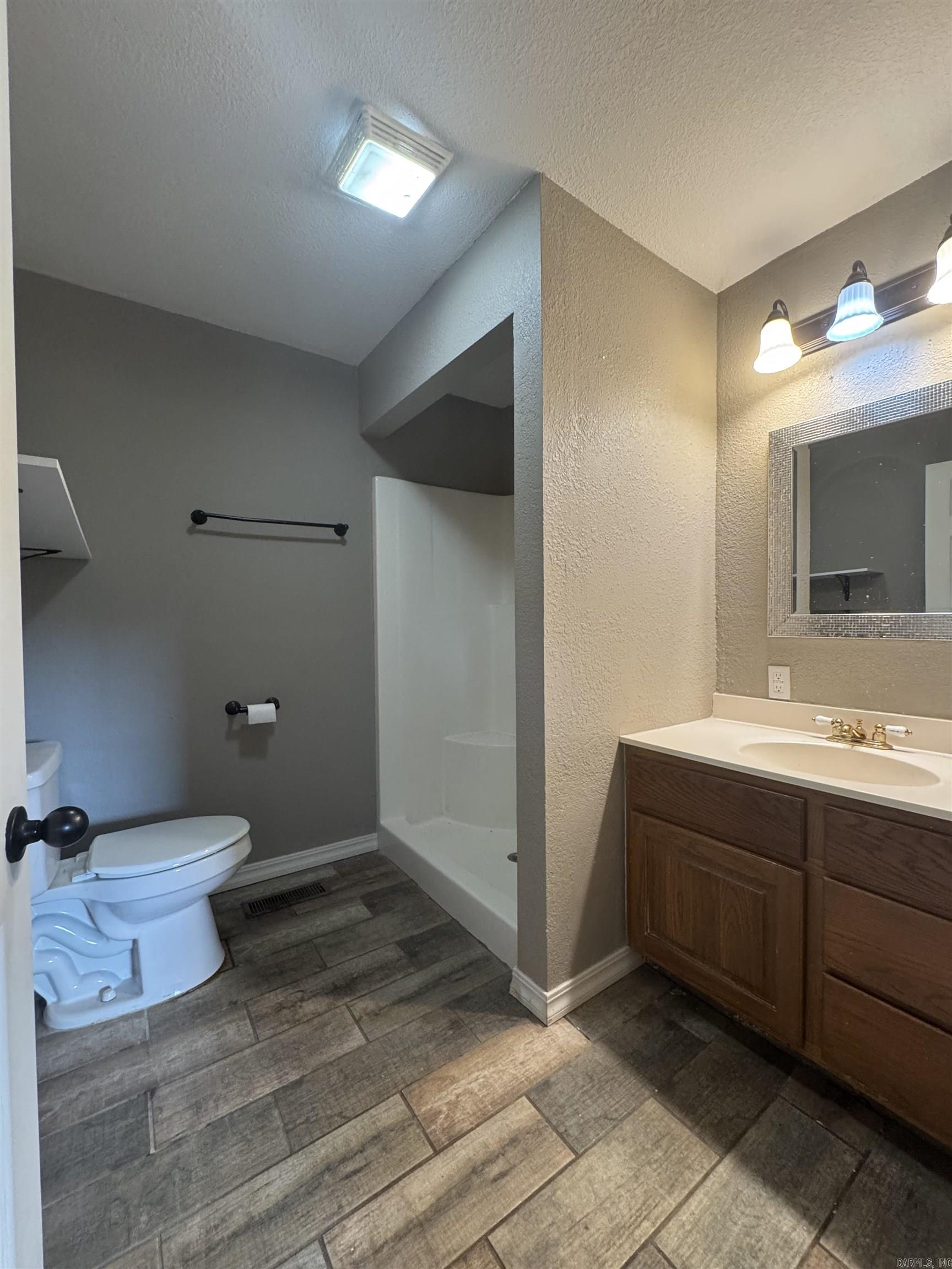 VILLA RIDGE EST - Residential