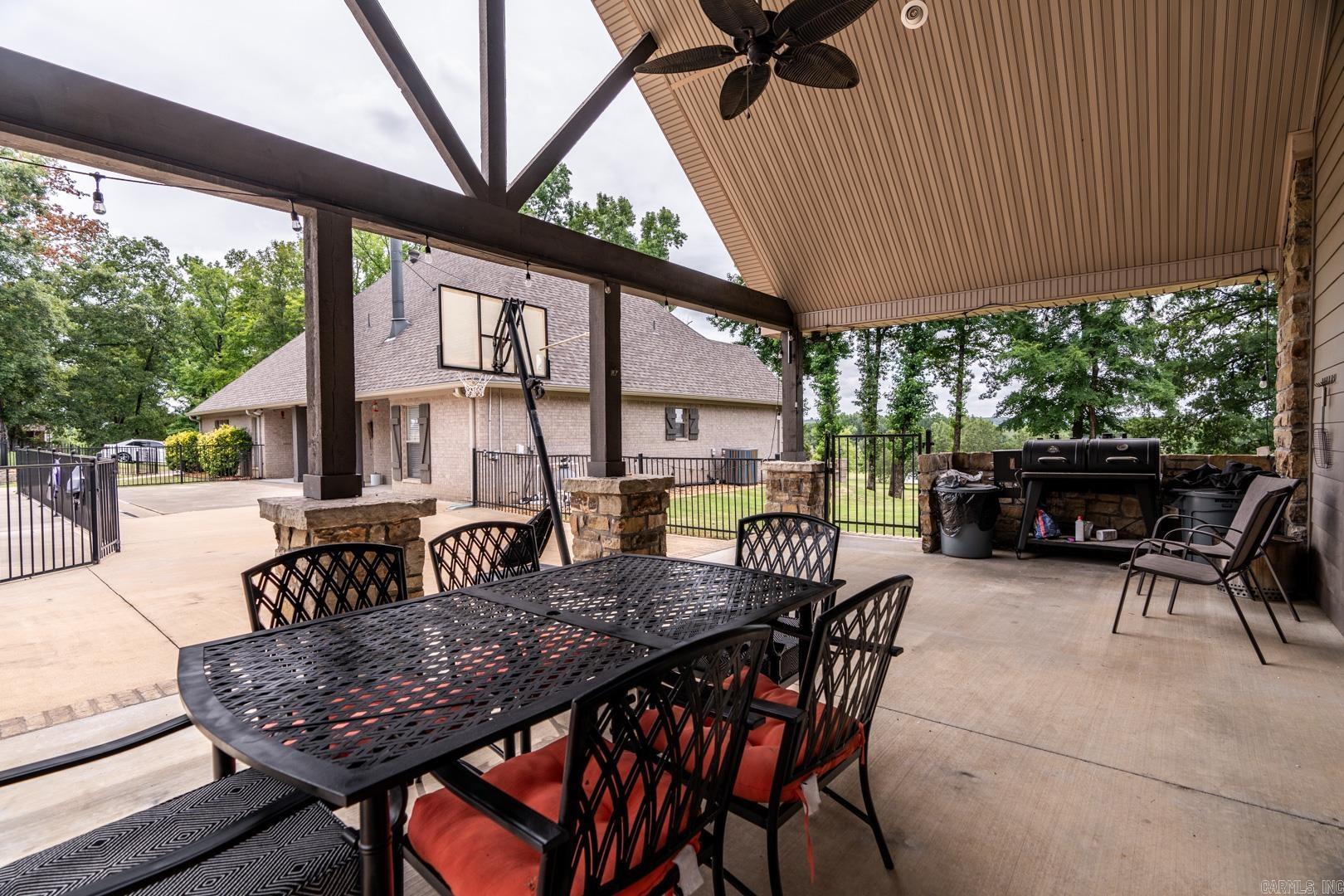 CRYSTAL COVE SUB CORRECTION PL - Residential