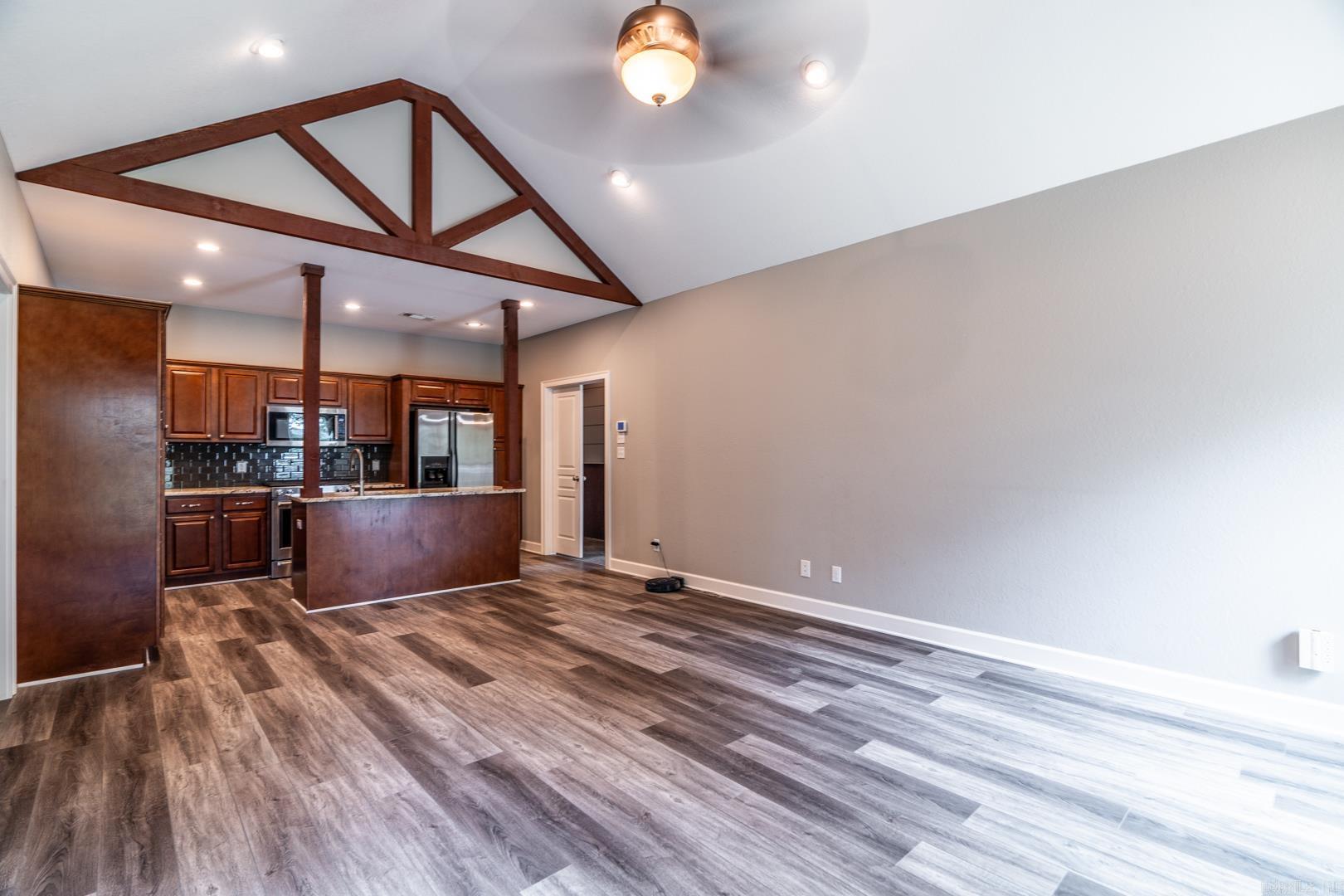 CRYSTAL COVE SUB CORRECTION PL - Residential