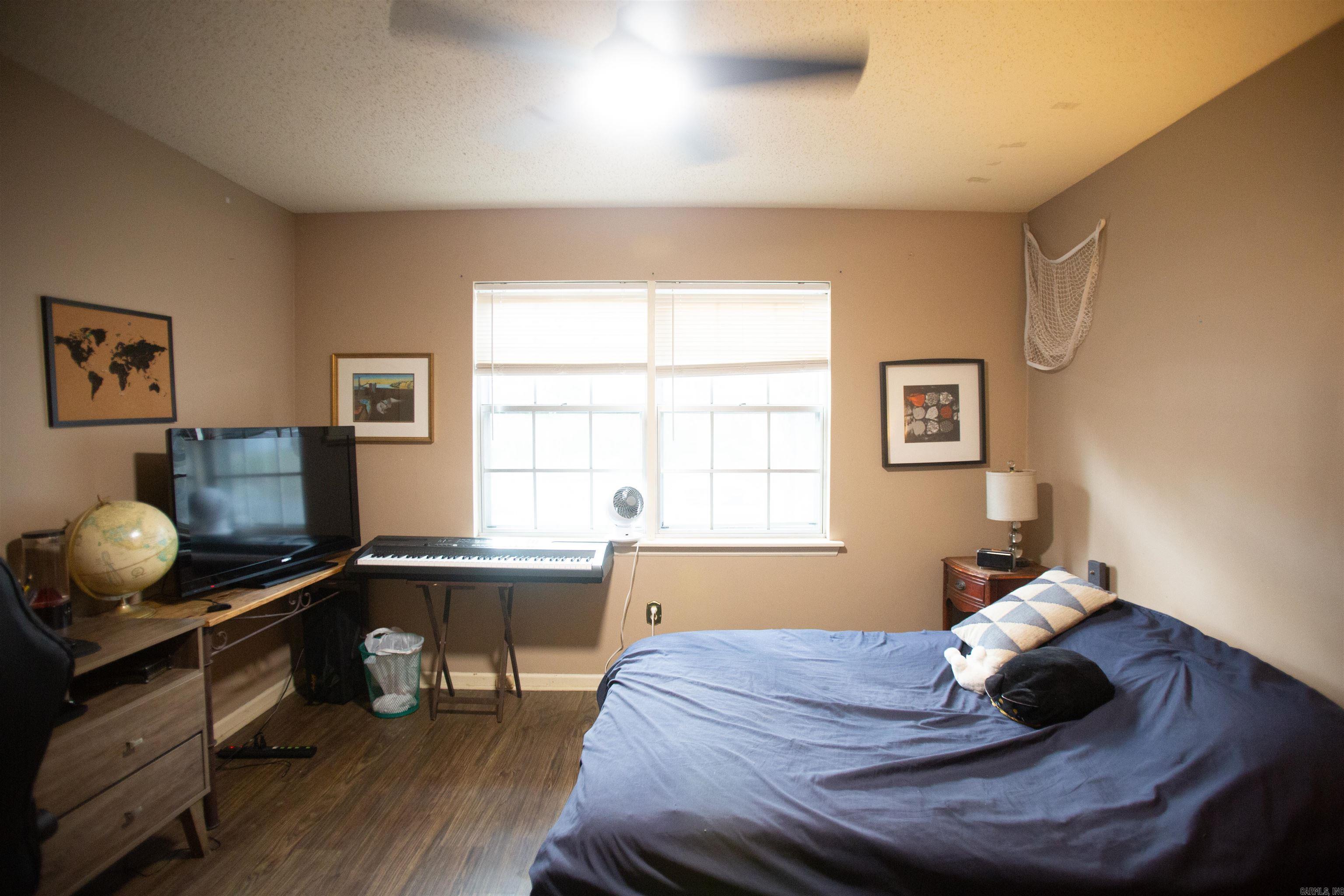 STURBRIDGE - Residential