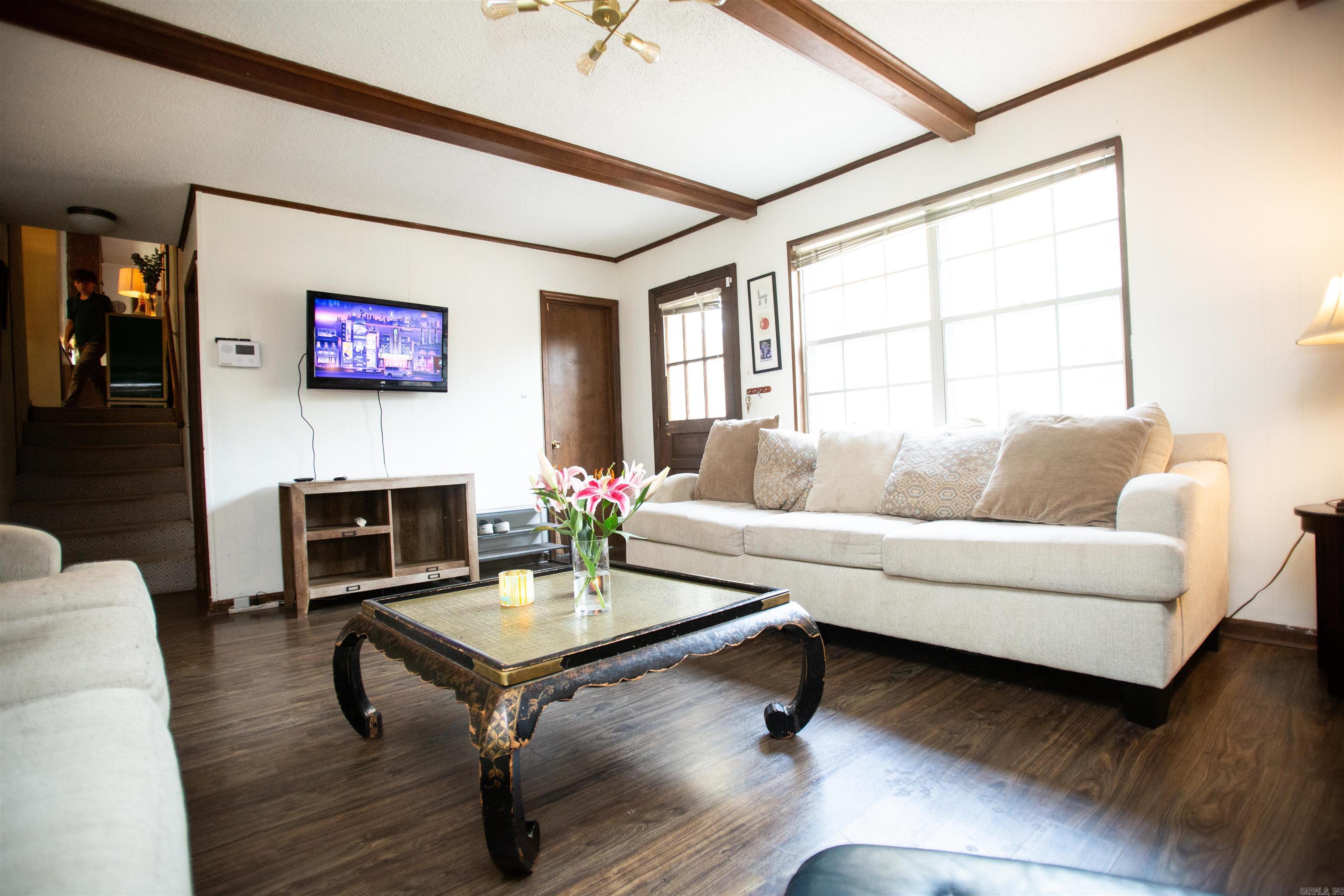 STURBRIDGE - Residential