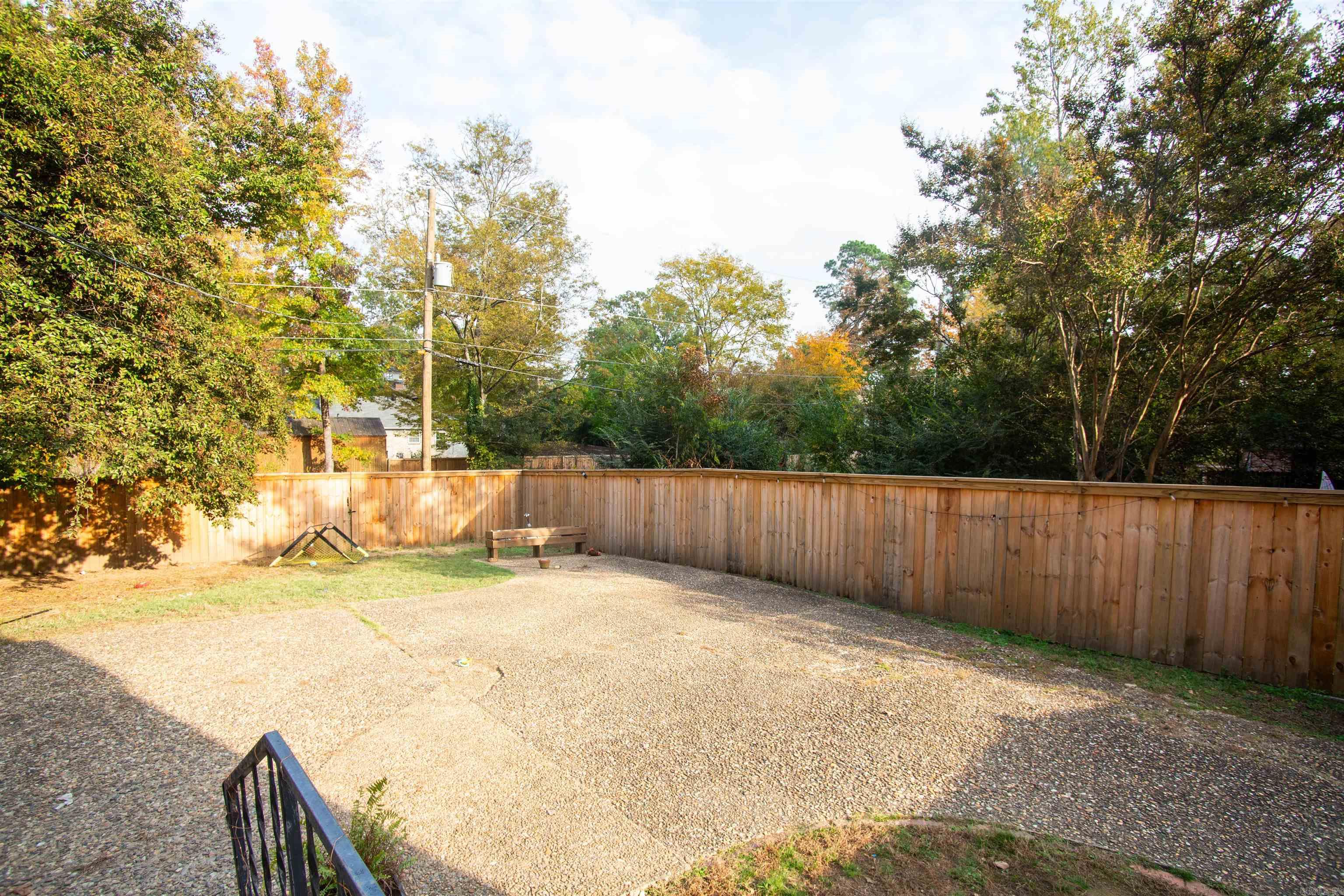 STURBRIDGE - Residential