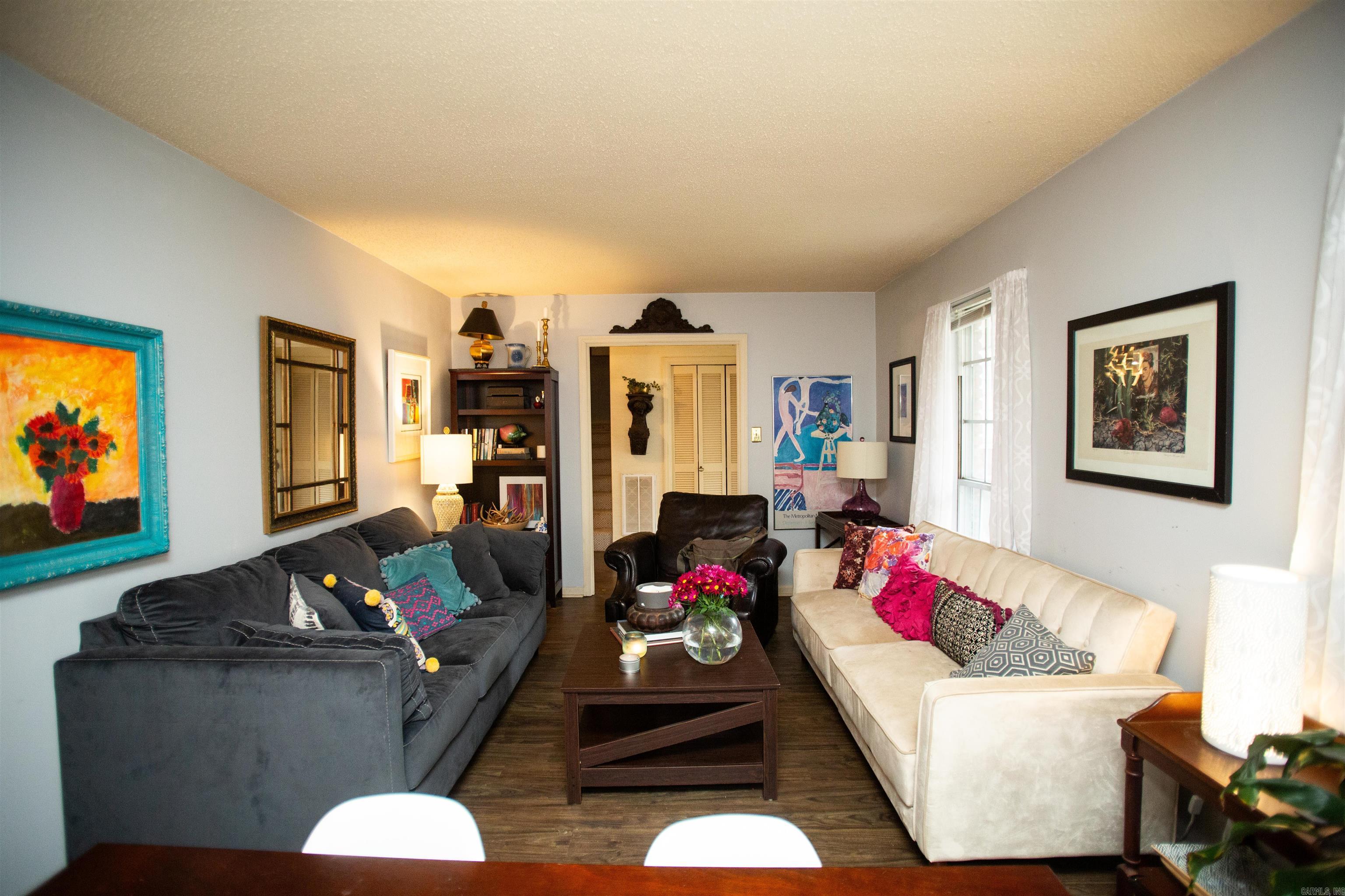 STURBRIDGE - Residential