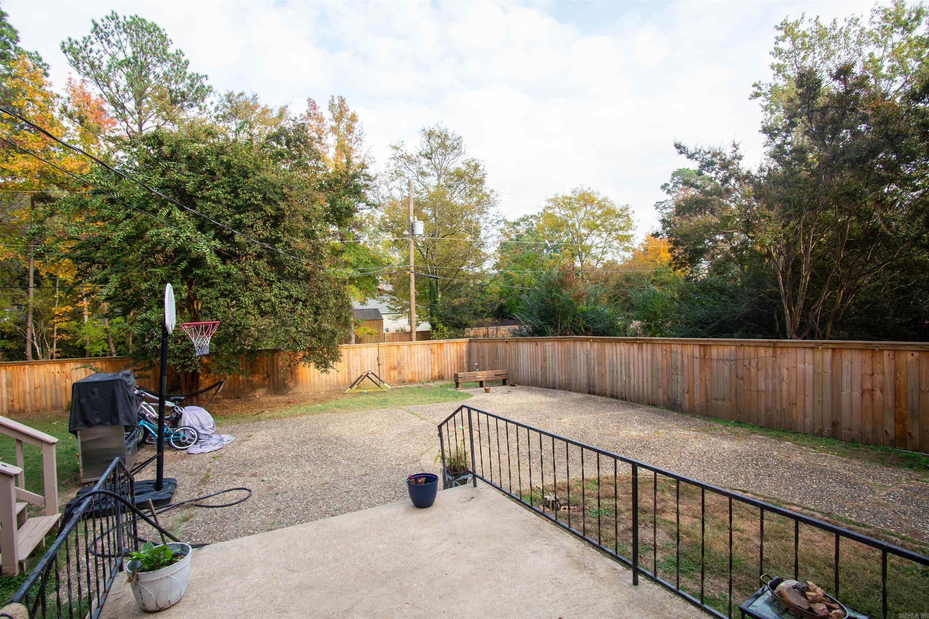 STURBRIDGE - Residential