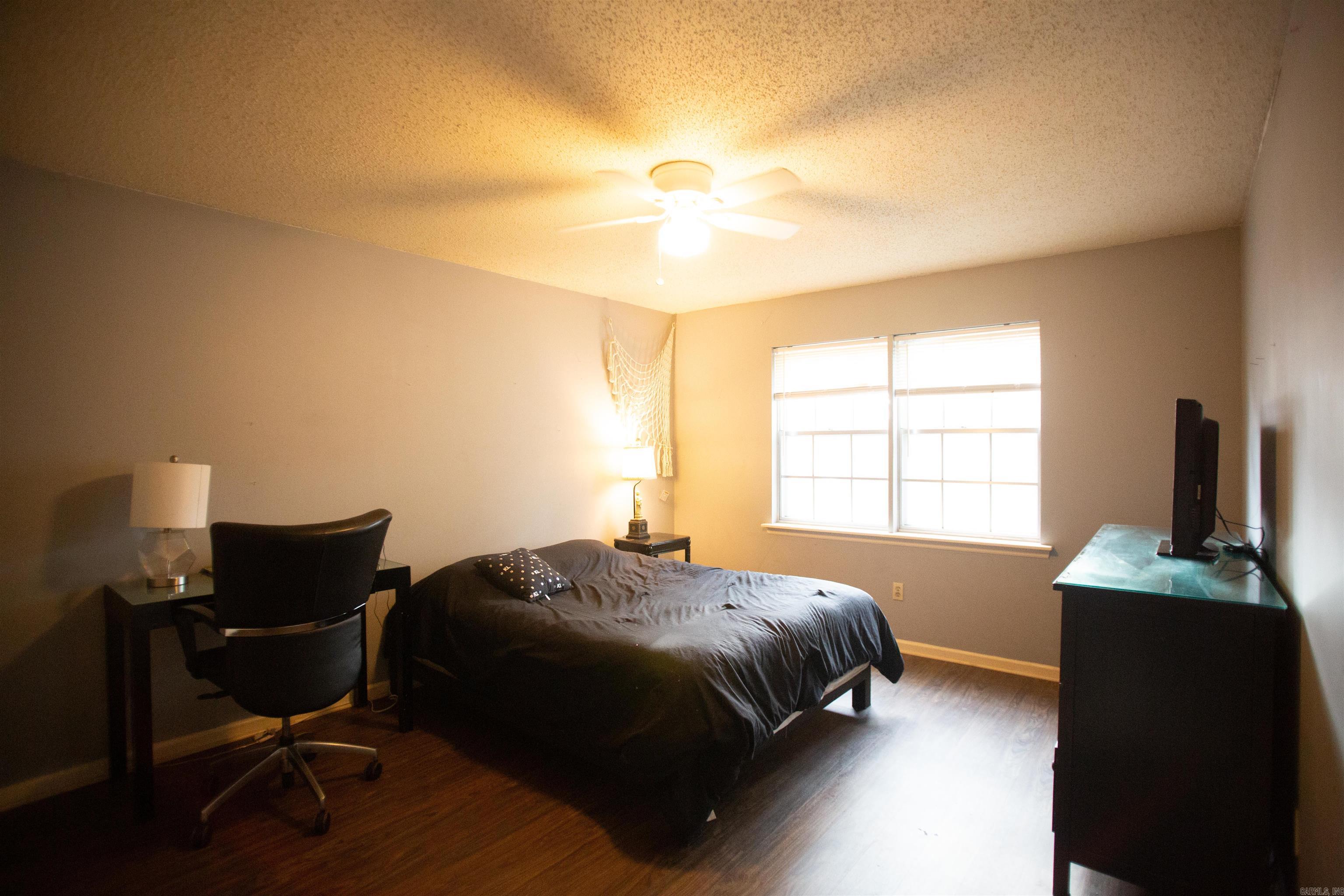 STURBRIDGE - Residential