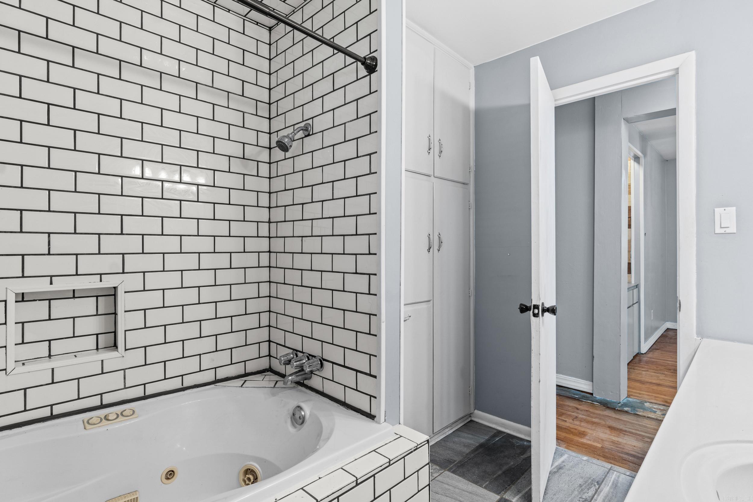WILLIAMS ADD - Residential