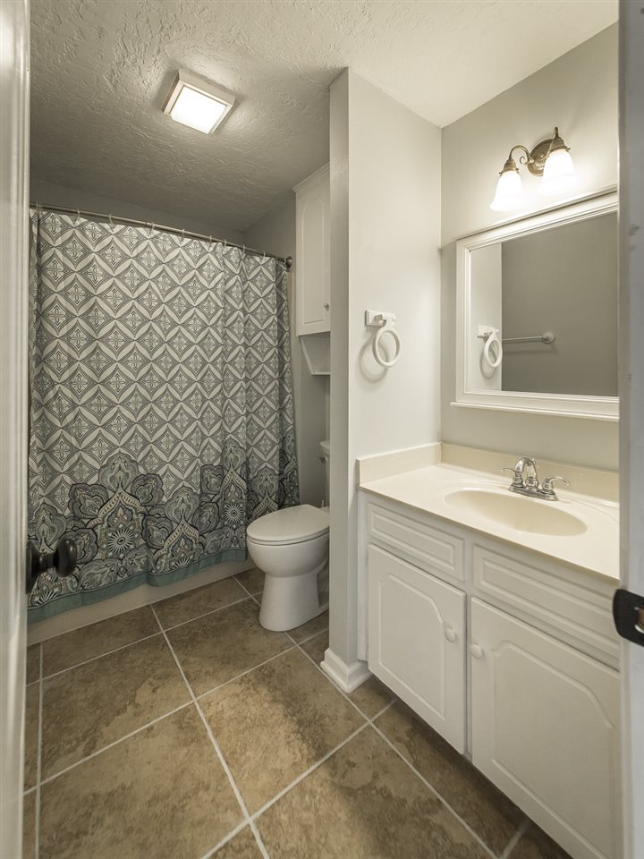 COUNTRY WEST - Residential