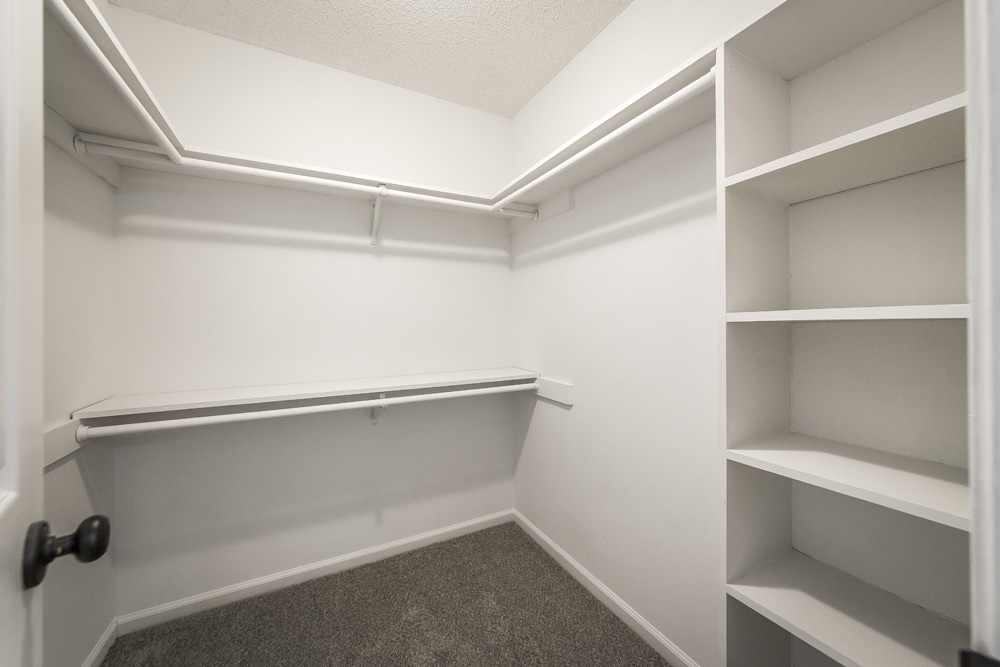 COUNTRY WEST - Residential