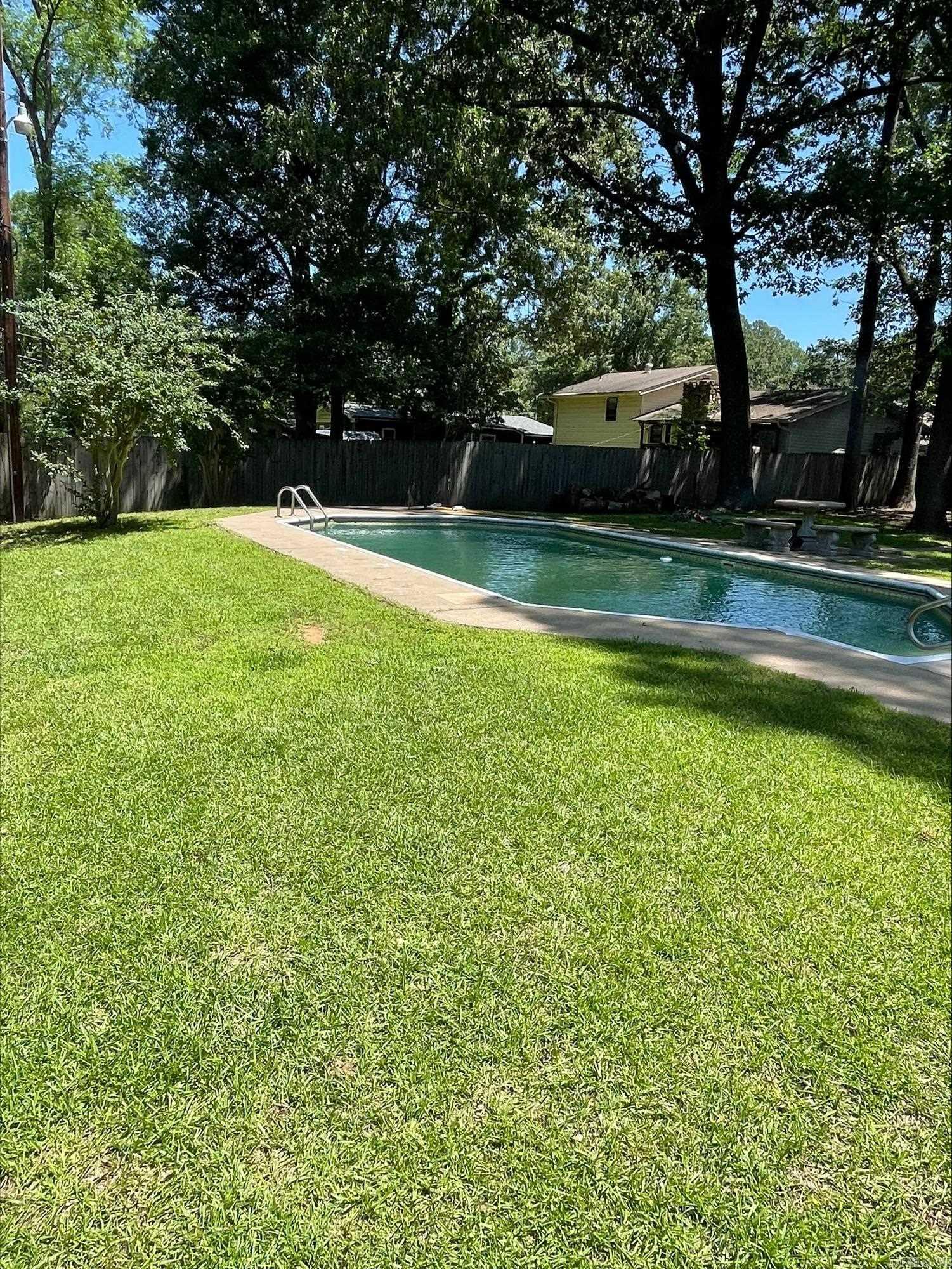 BROWN ADD TO JACK - Residential