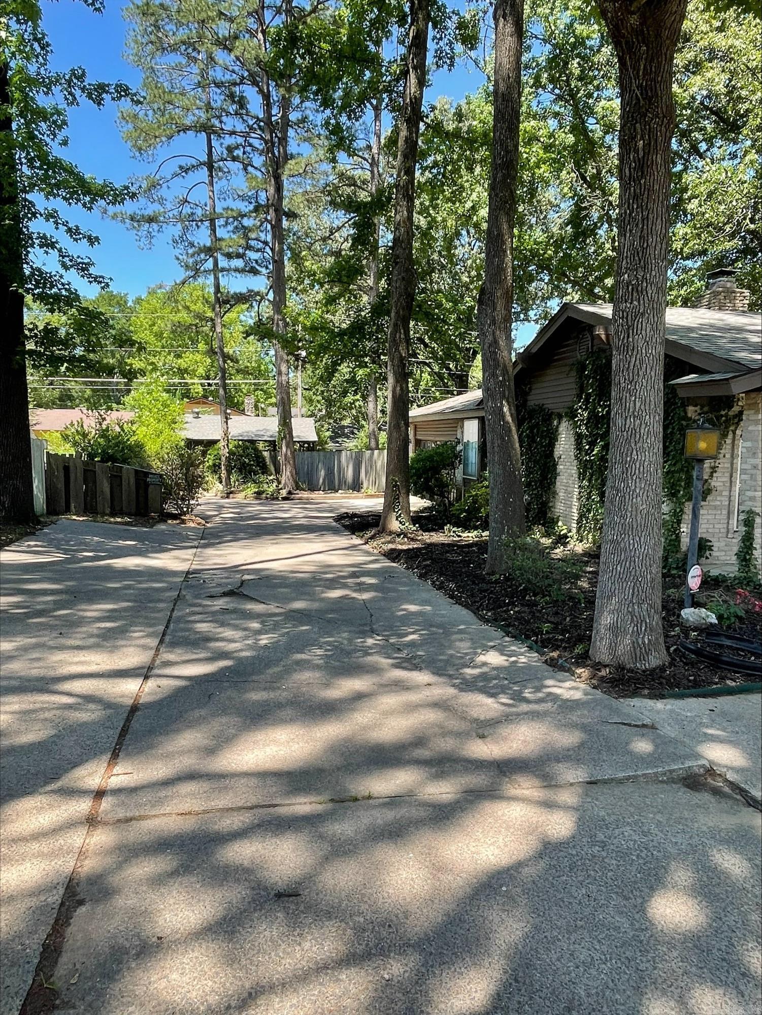 BROWN ADD TO JACK - Residential