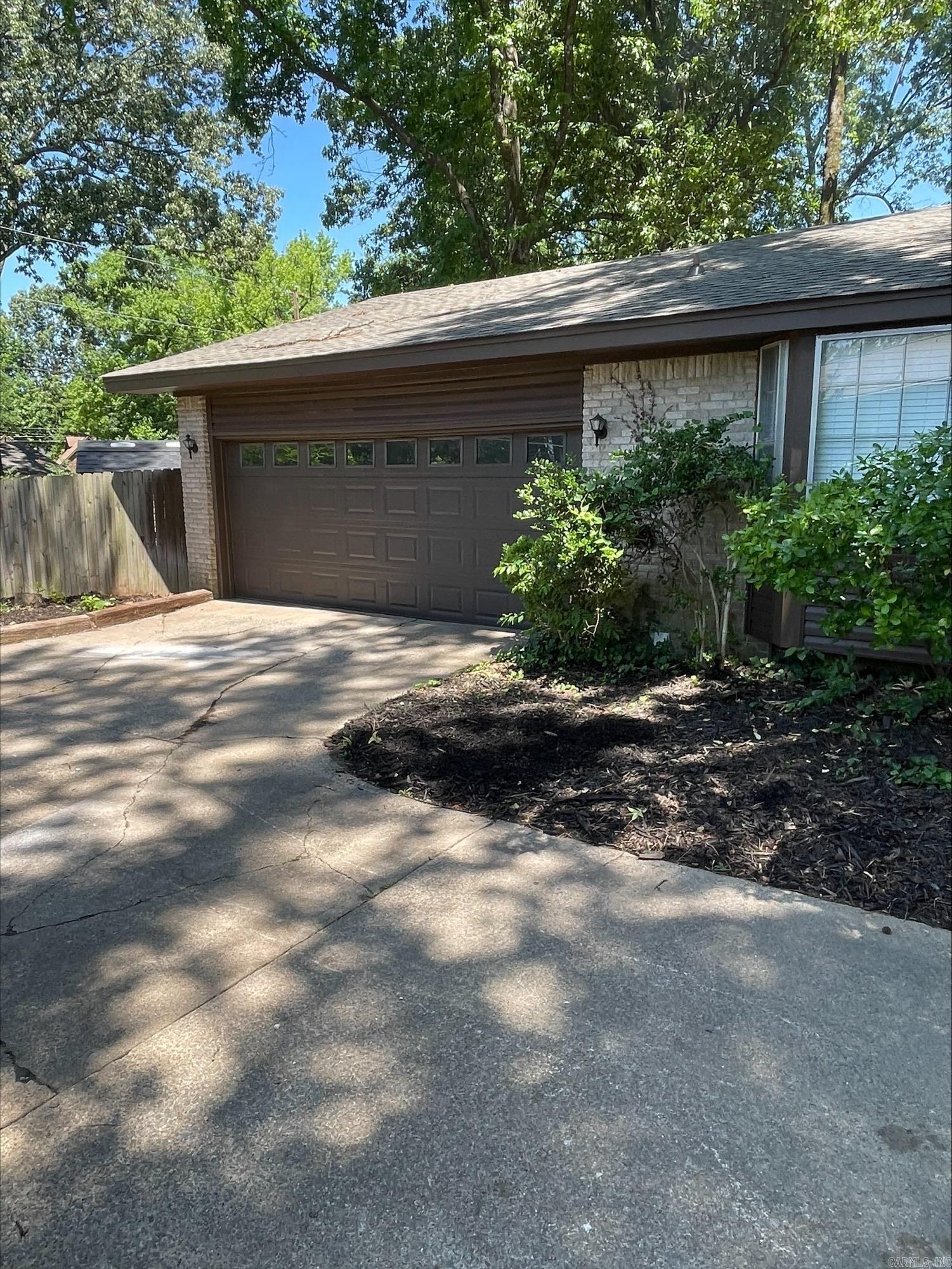 BROWN ADD TO JACK - Residential