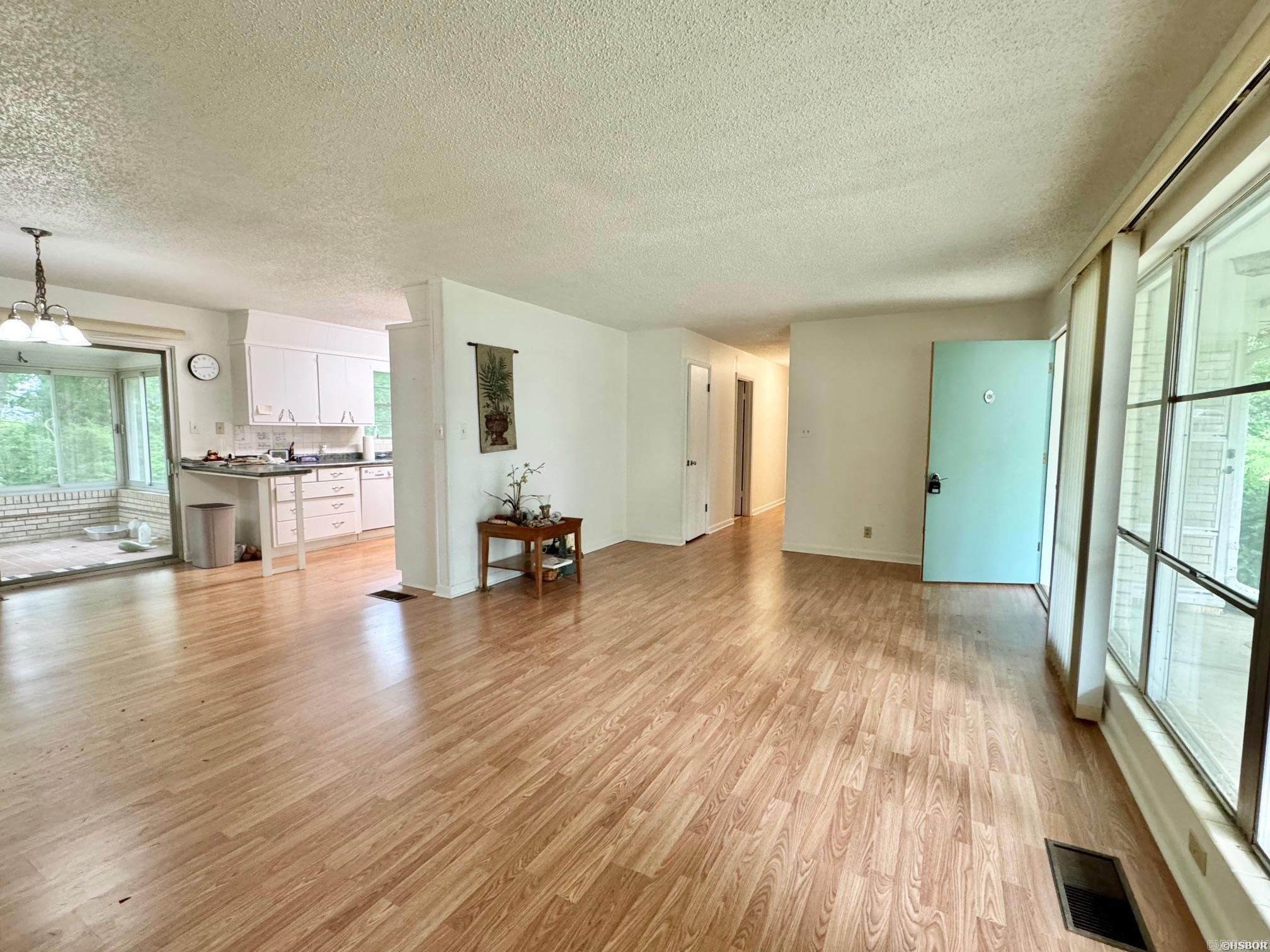 Lakeland Manor - Residential