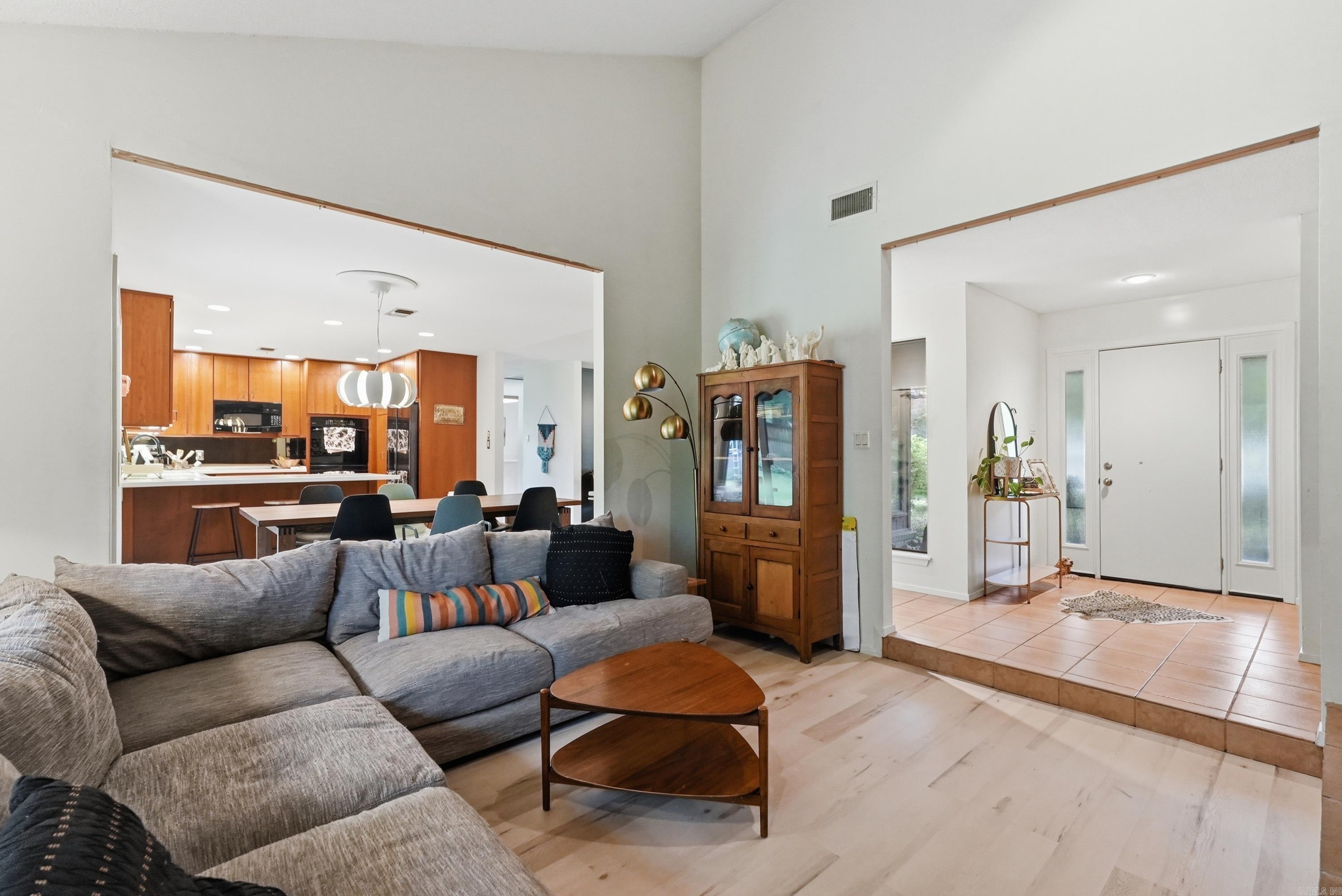 JEFFERSON PLACE - Residential