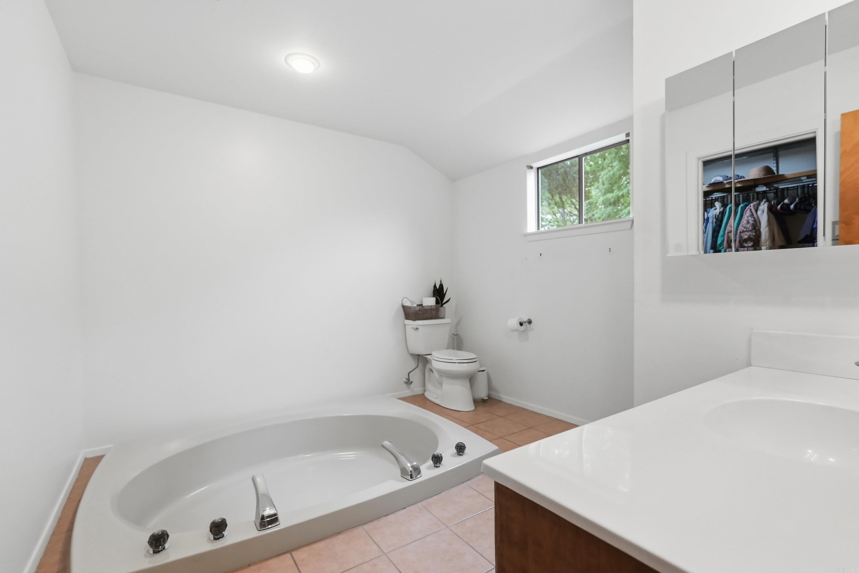 JEFFERSON PLACE - Residential