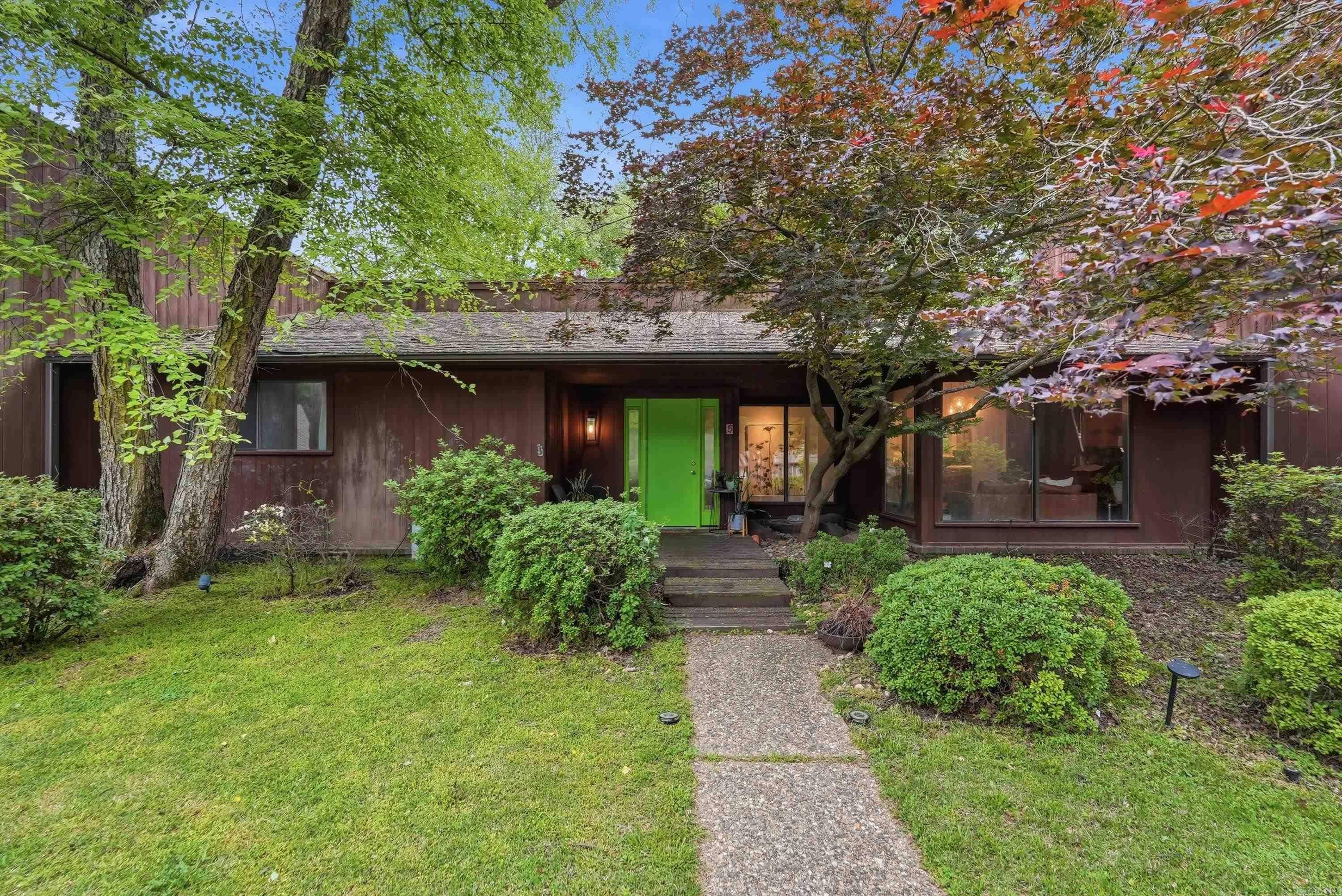 JEFFERSON PLACE - Residential