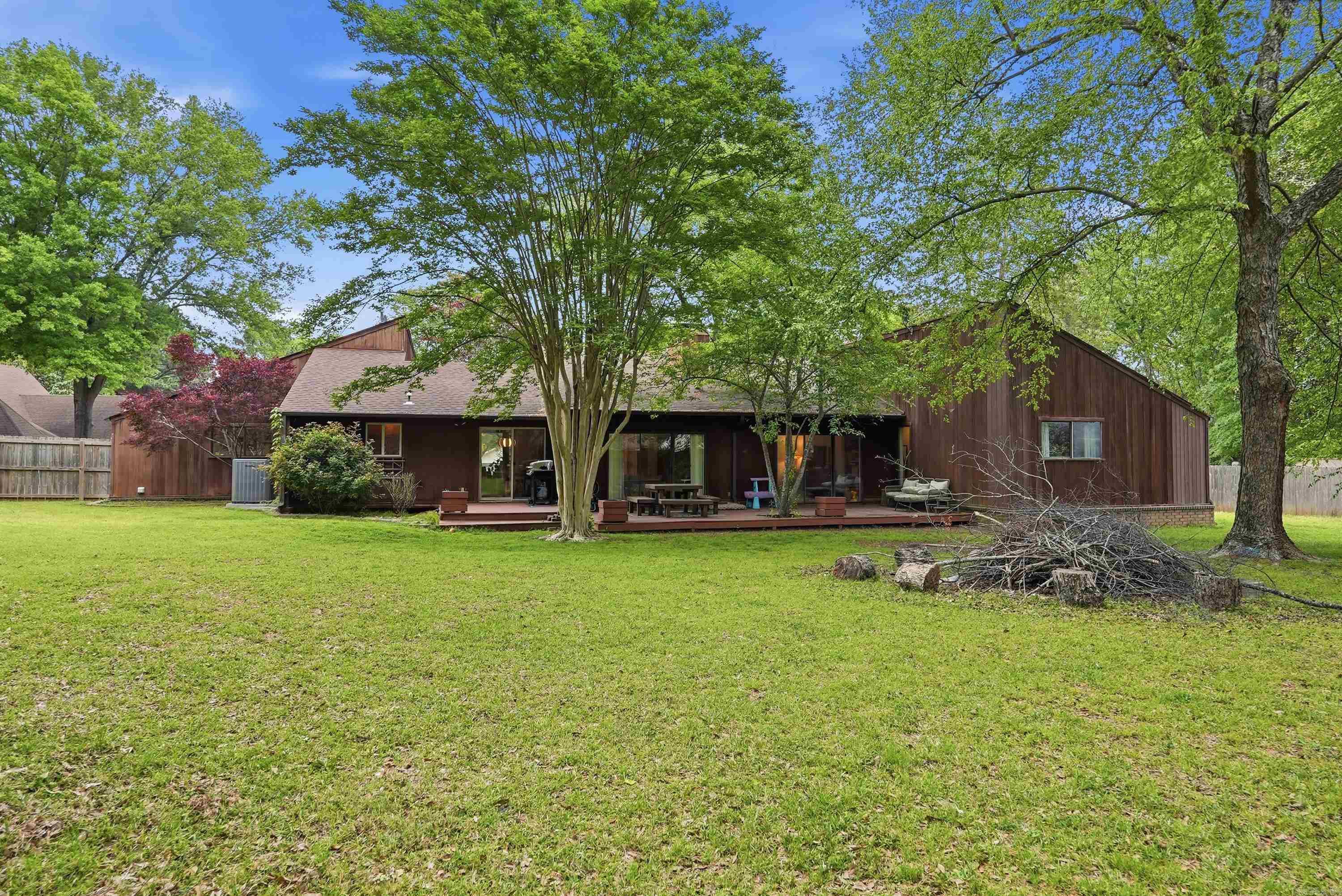 JEFFERSON PLACE - Residential