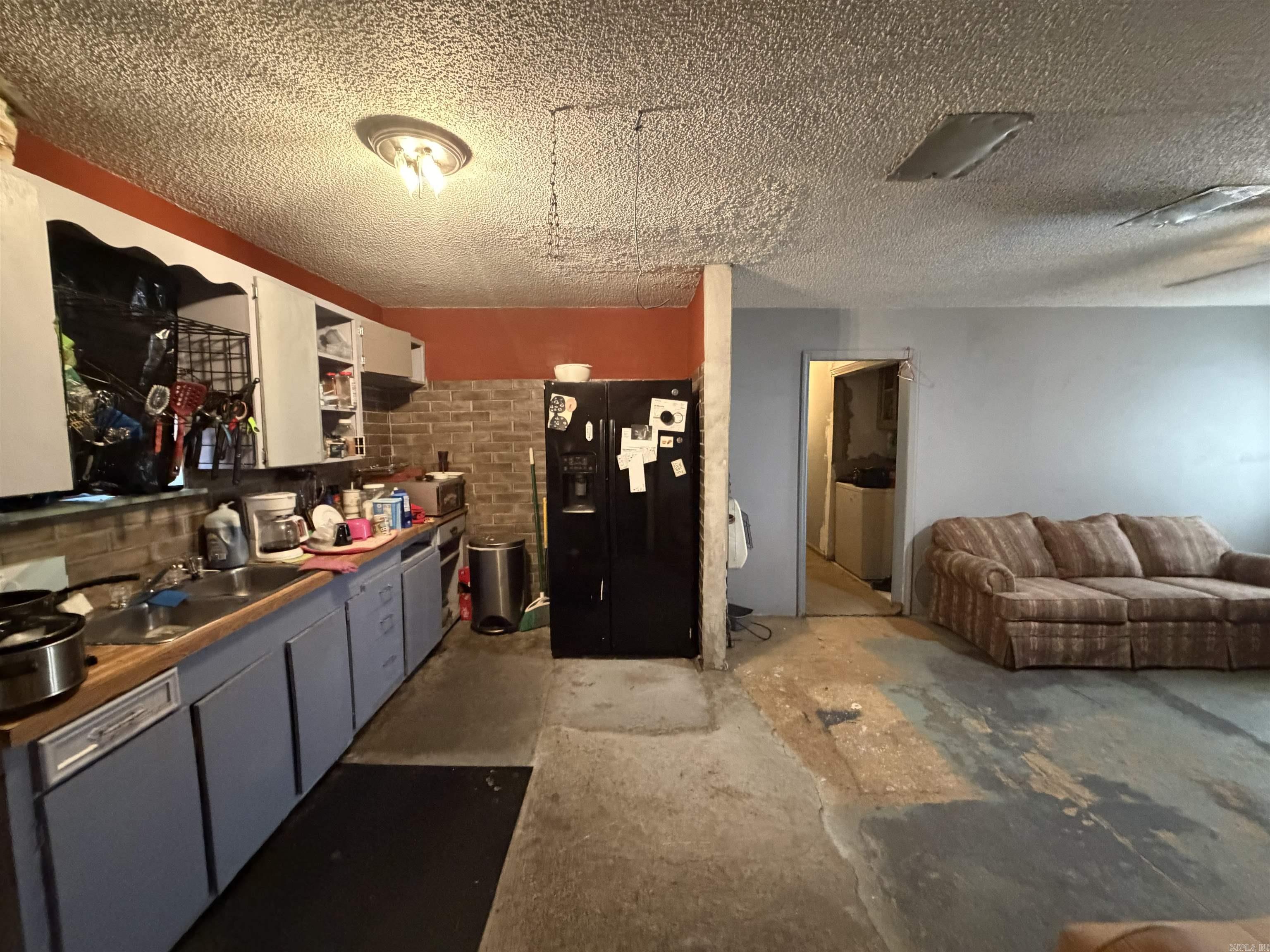 MILFORD PLACE - Residential