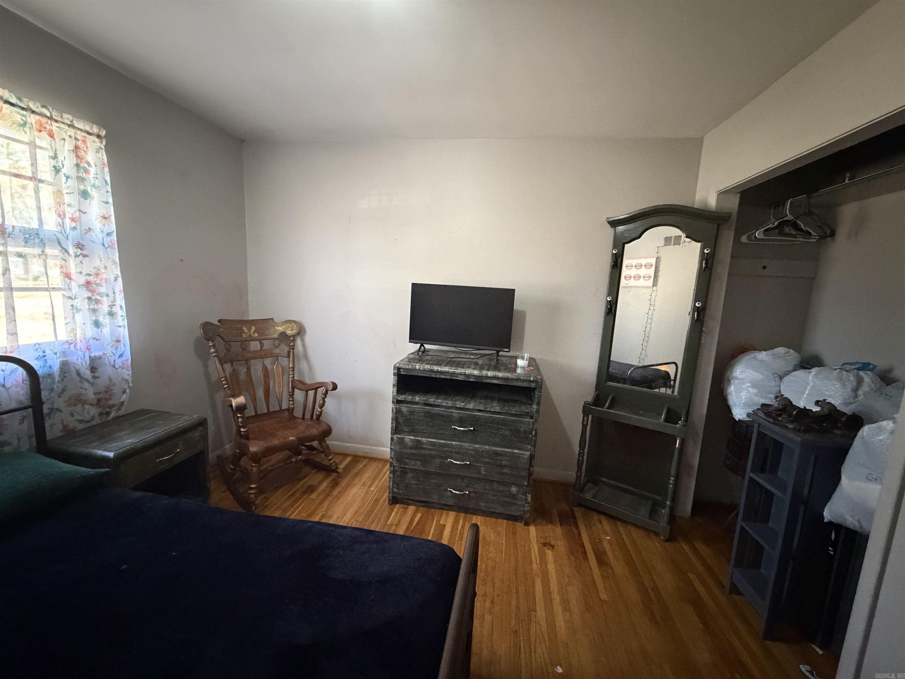 MILFORD PLACE - Residential