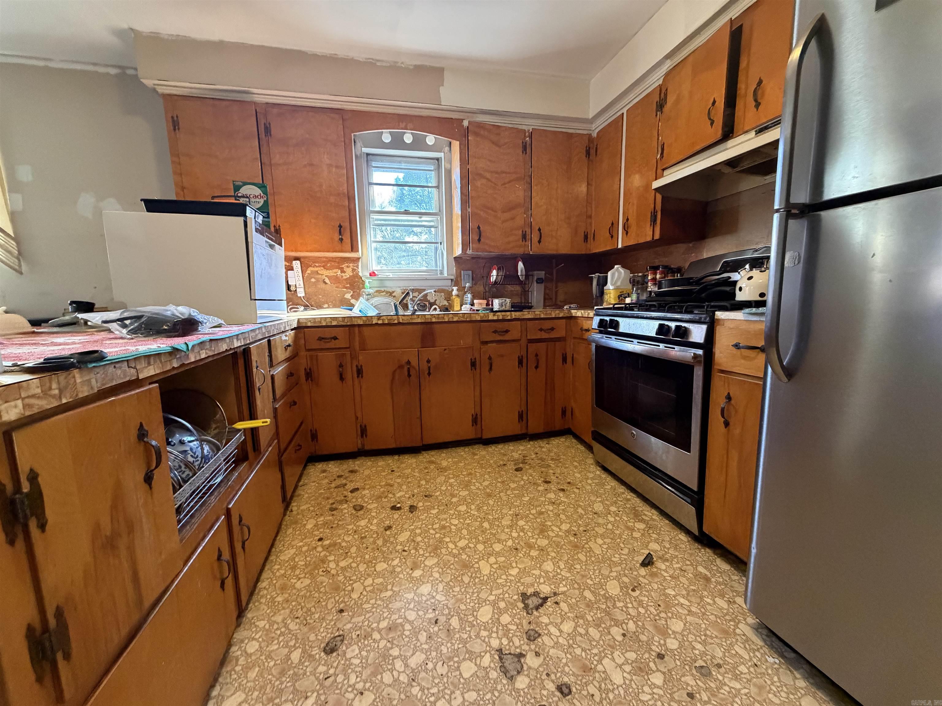 MILFORD PLACE - Residential