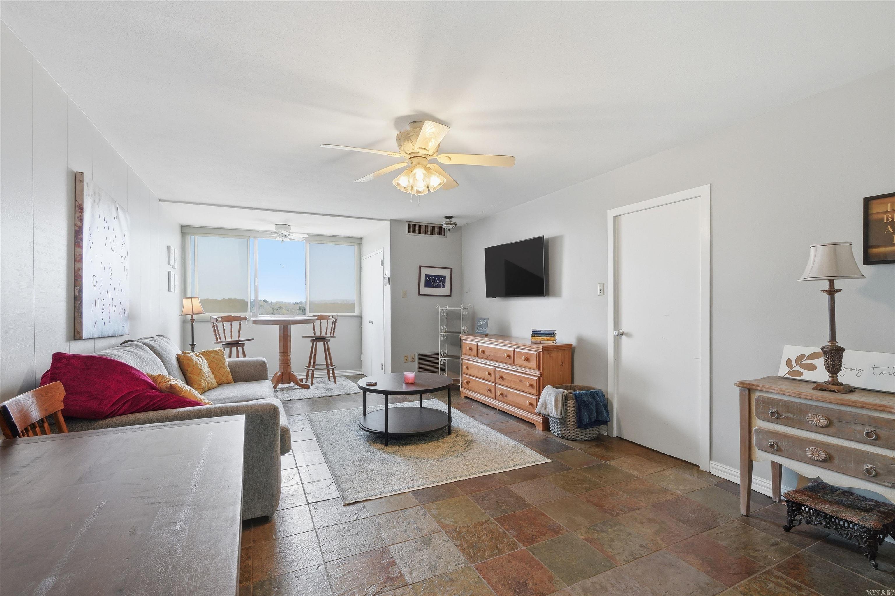 BEACON MANOR HPR - Residential