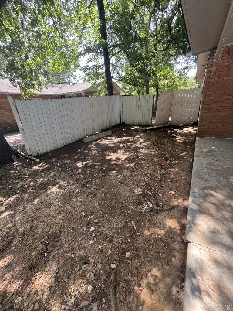 CHICOT MANOR - Residential