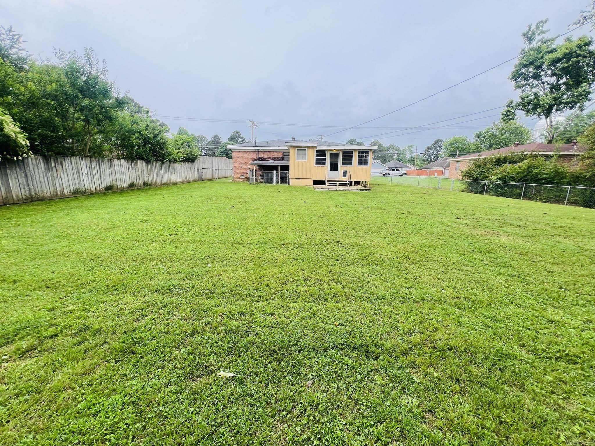 BRIARFIELD - Residential