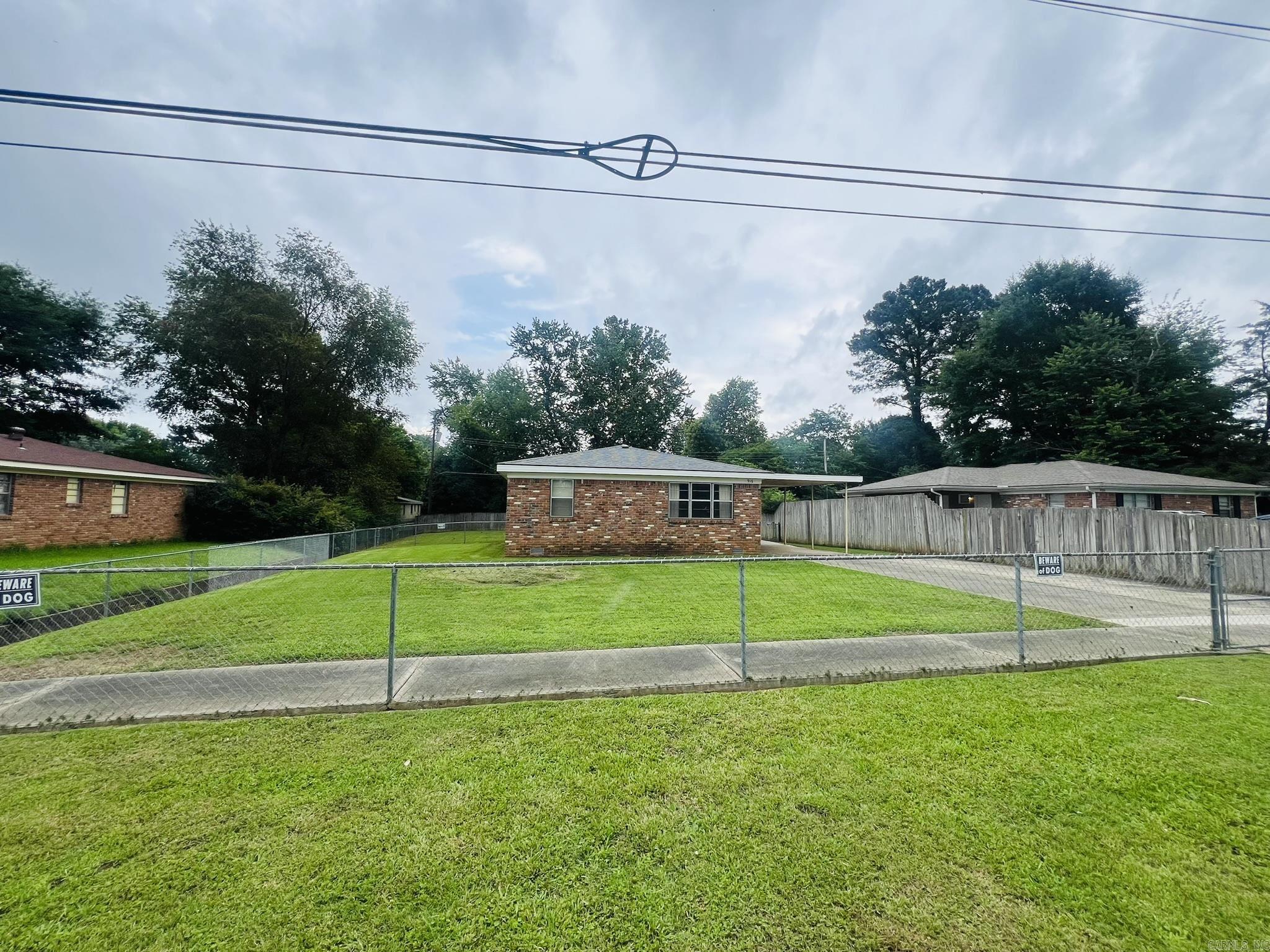 BRIARFIELD - Residential