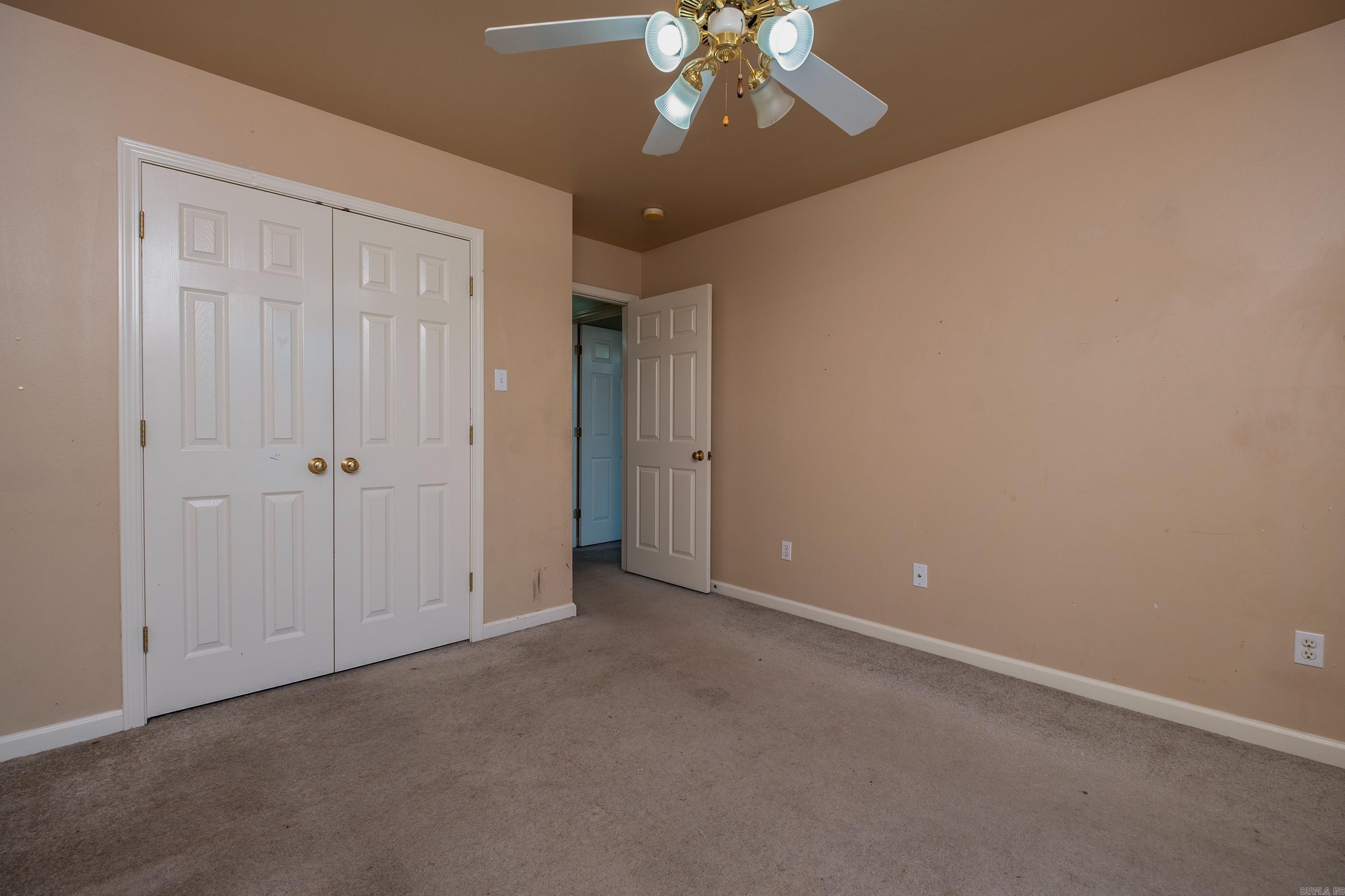 FAIR OAKS - Residential