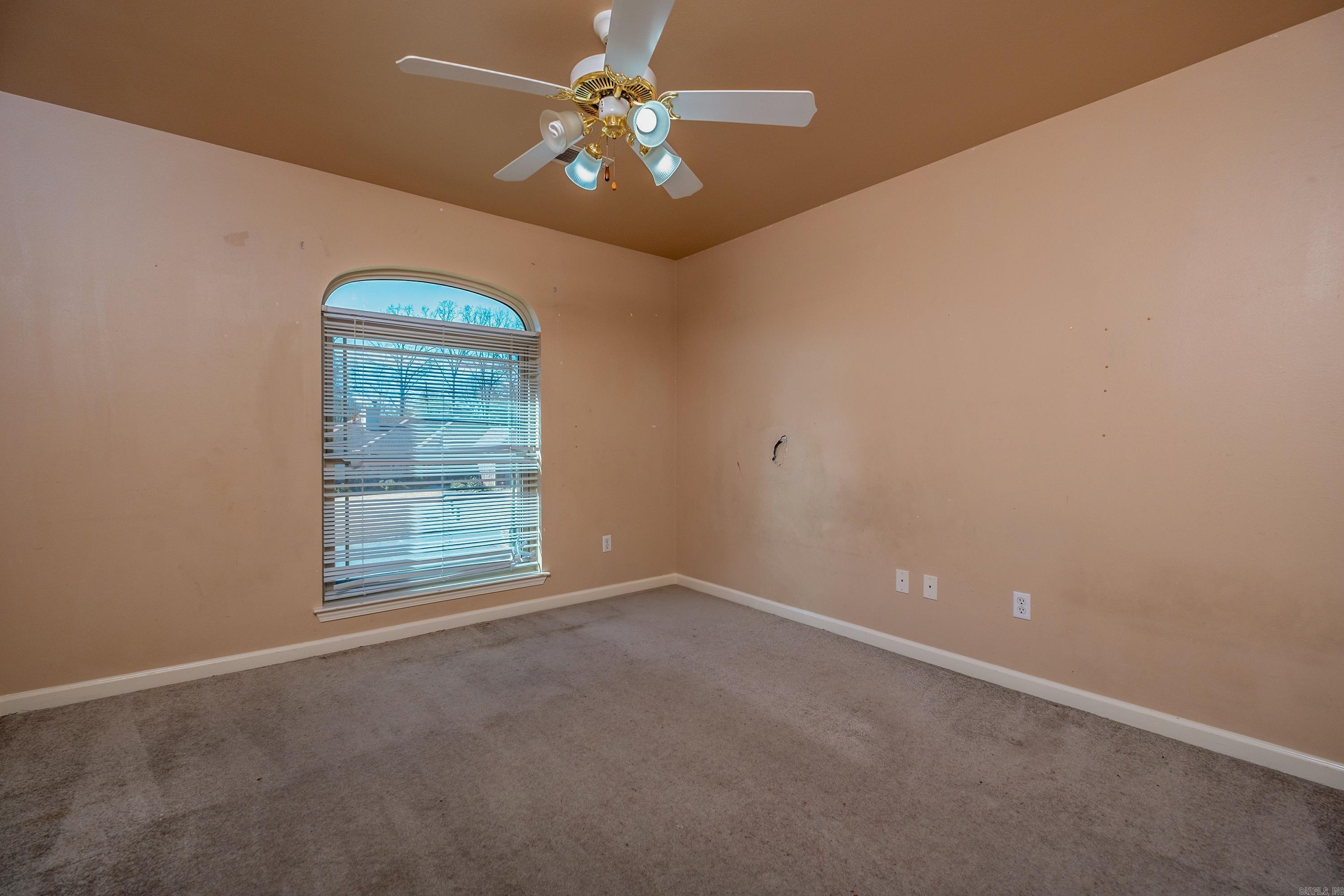 FAIR OAKS - Residential