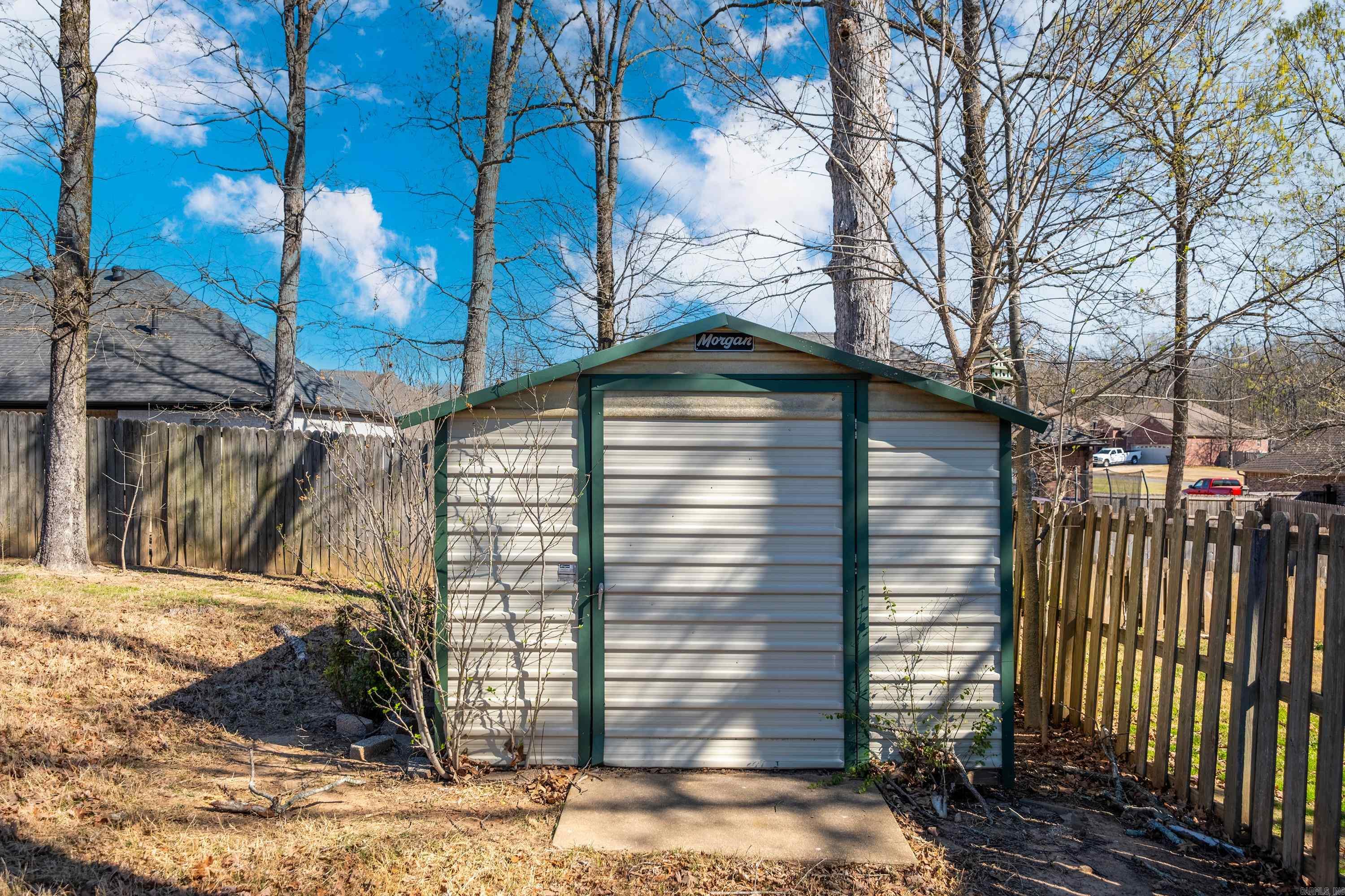 FAIR OAKS - Residential