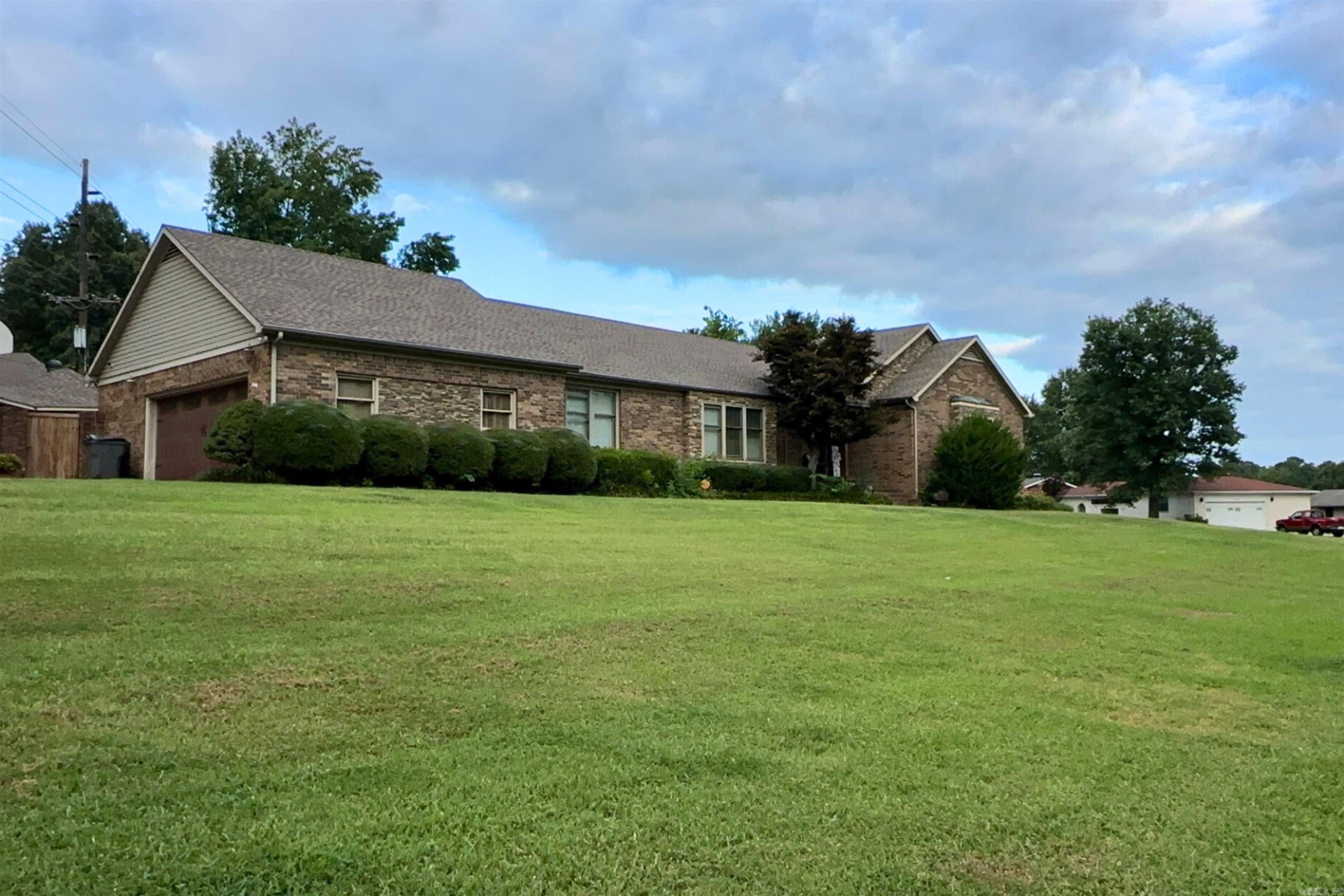 View Paragould, AR 72450 house