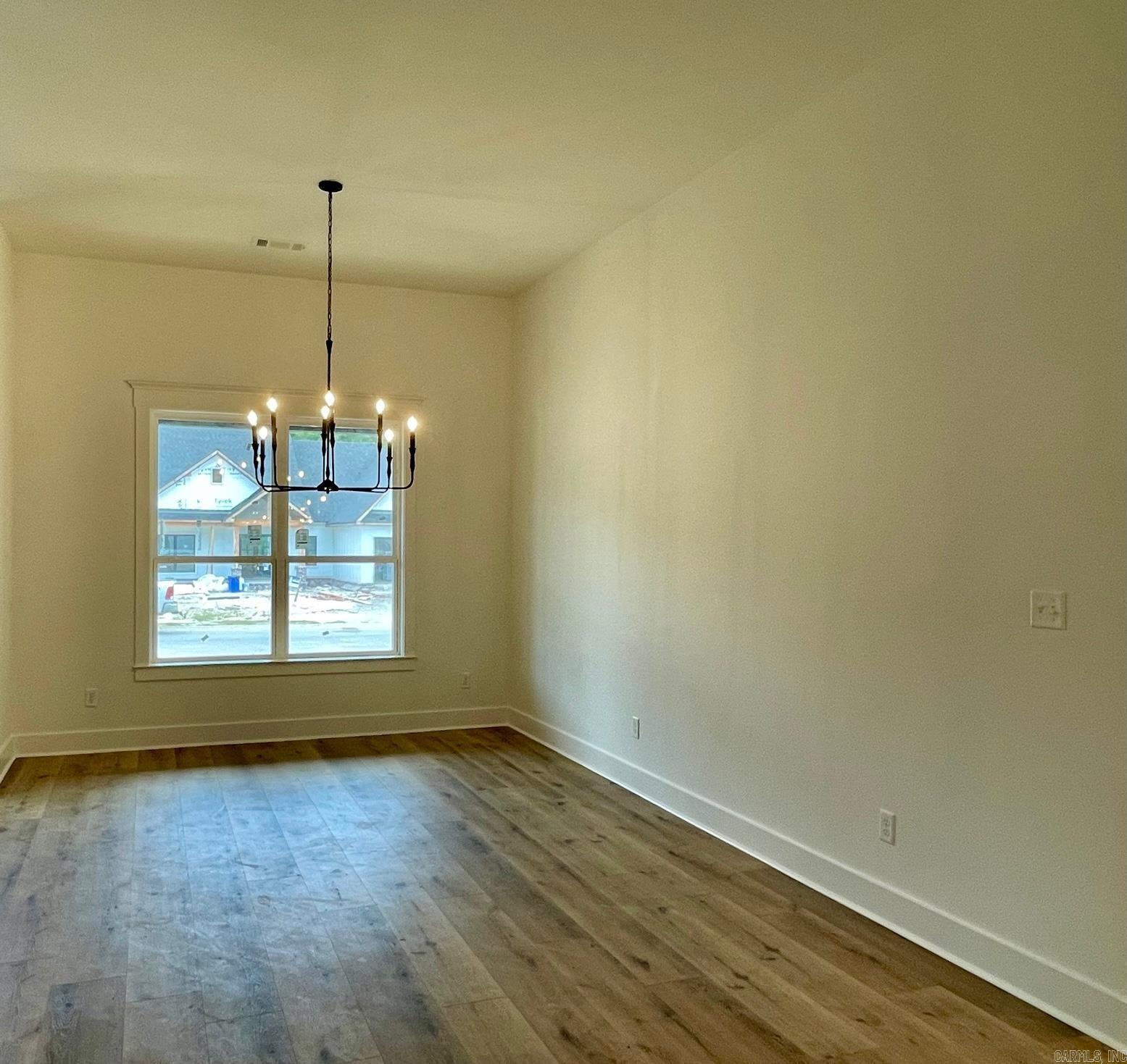 CREEKSIDE - Residential