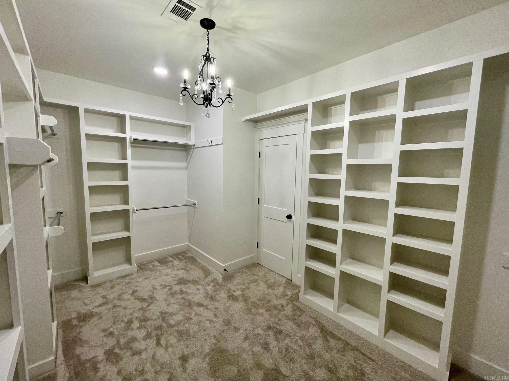 CREEKSIDE - Residential