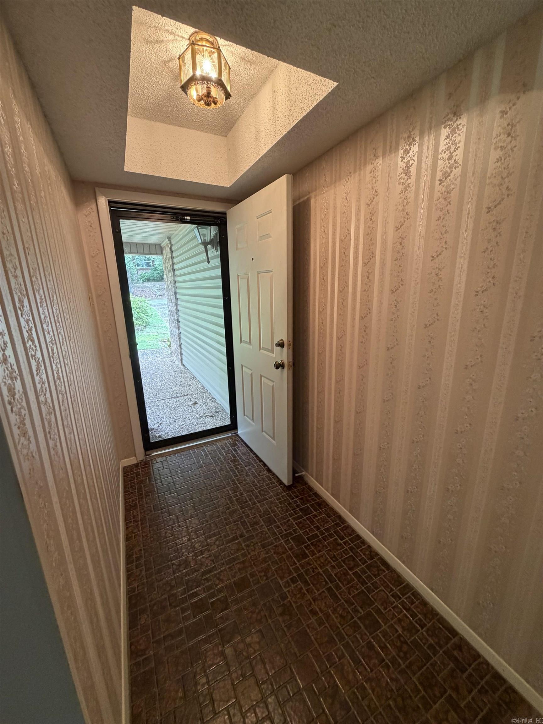 PARKWAY PLACE - Residential