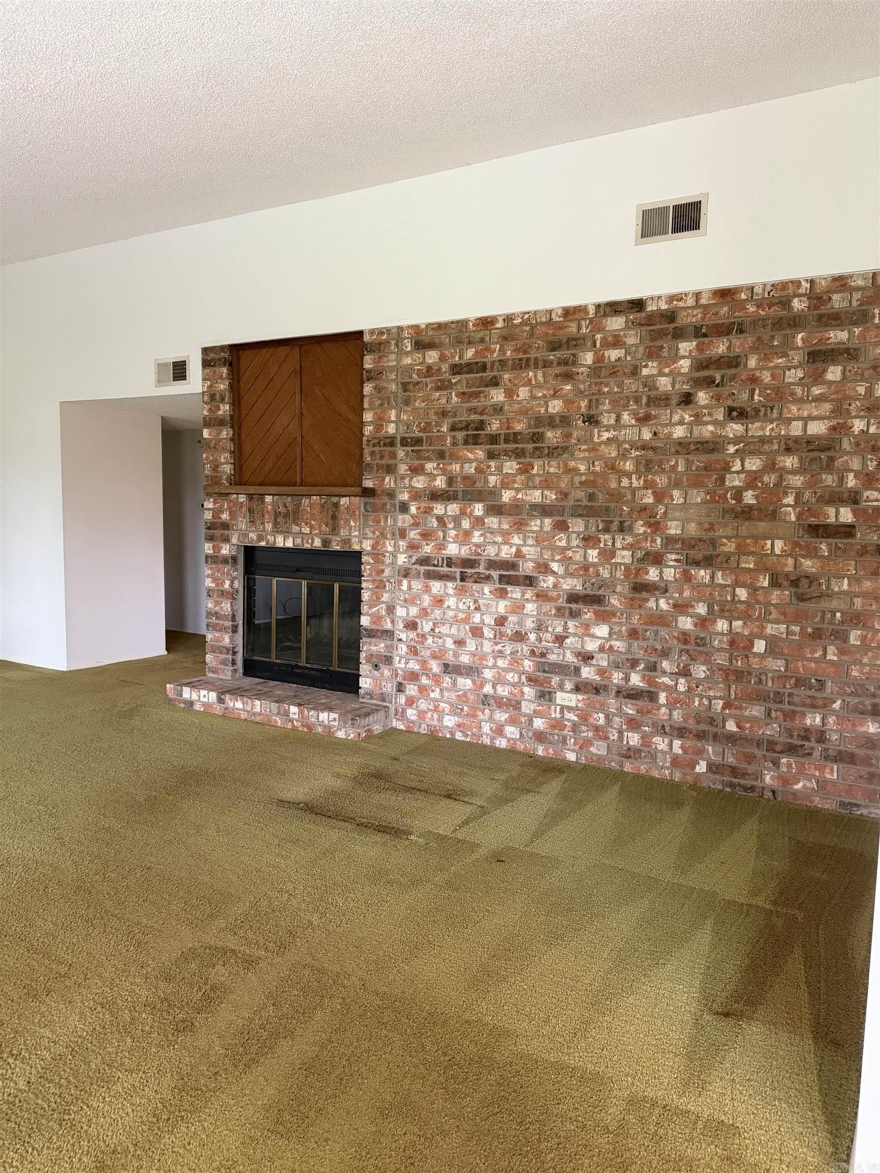 PARKWAY PLACE - Residential