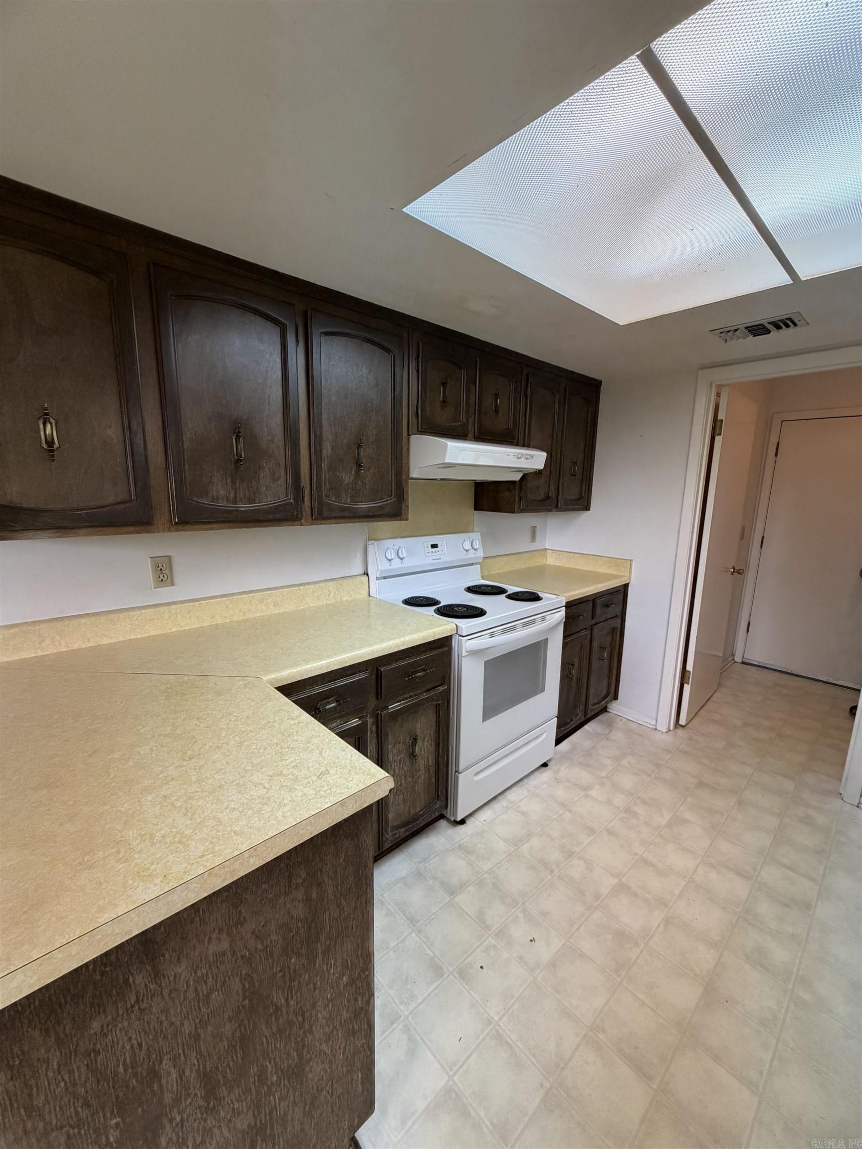 PARKWAY PLACE - Residential