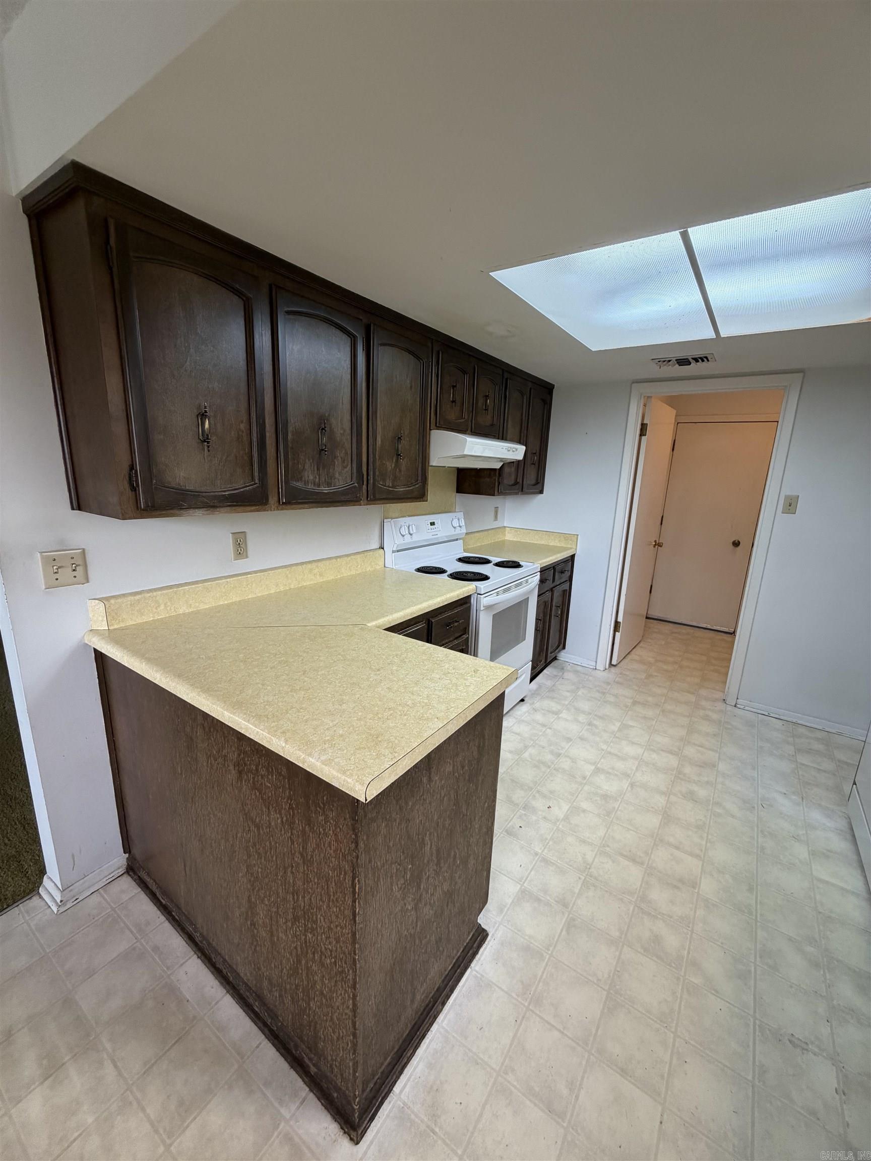 PARKWAY PLACE - Residential