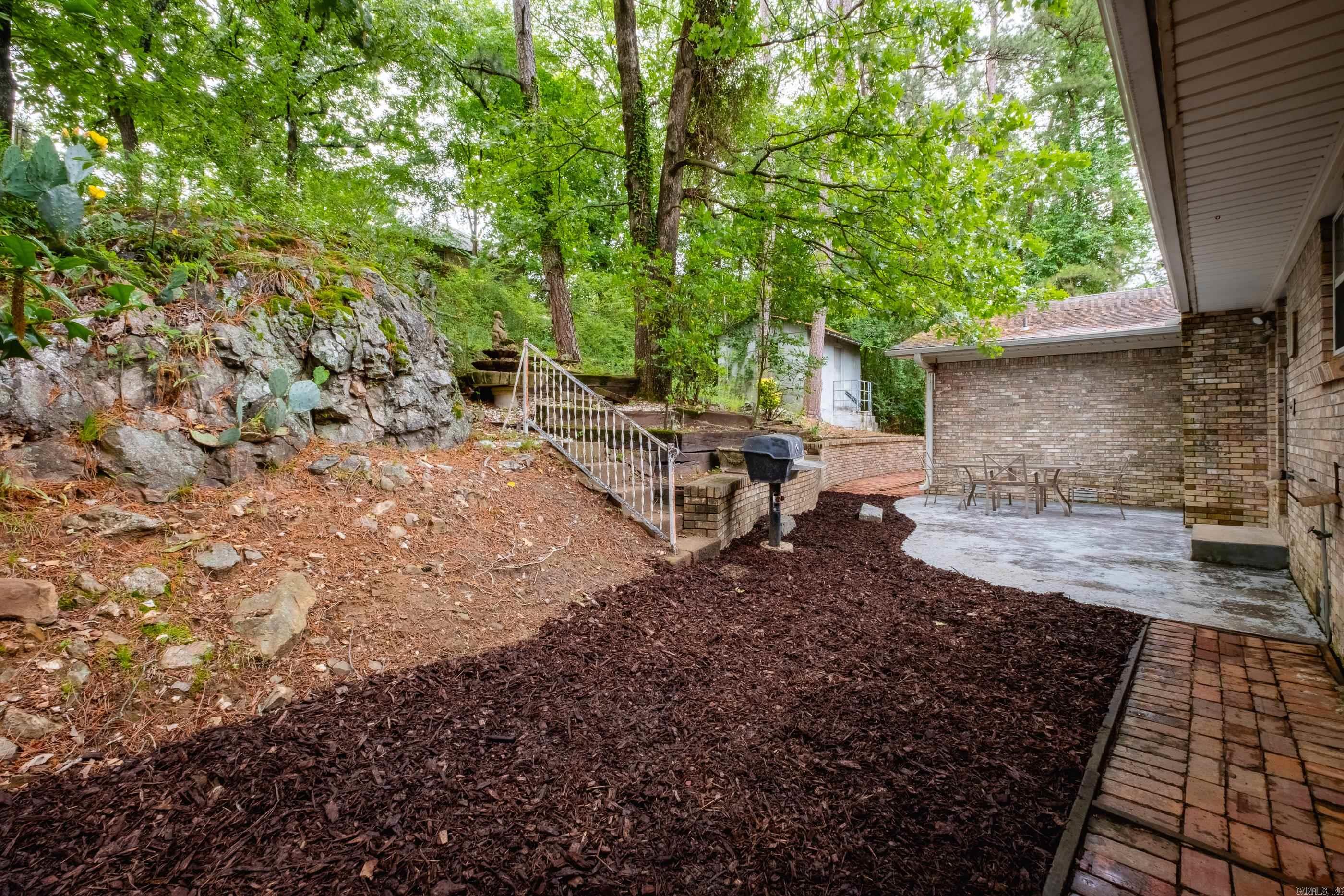 SHANNON HILLS EAST - Residential