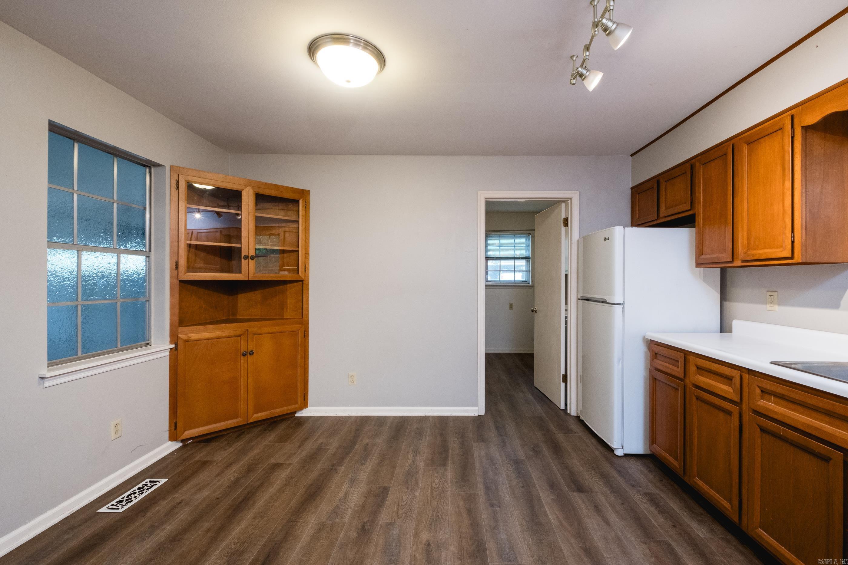 SHANNON HILLS EAST - Residential