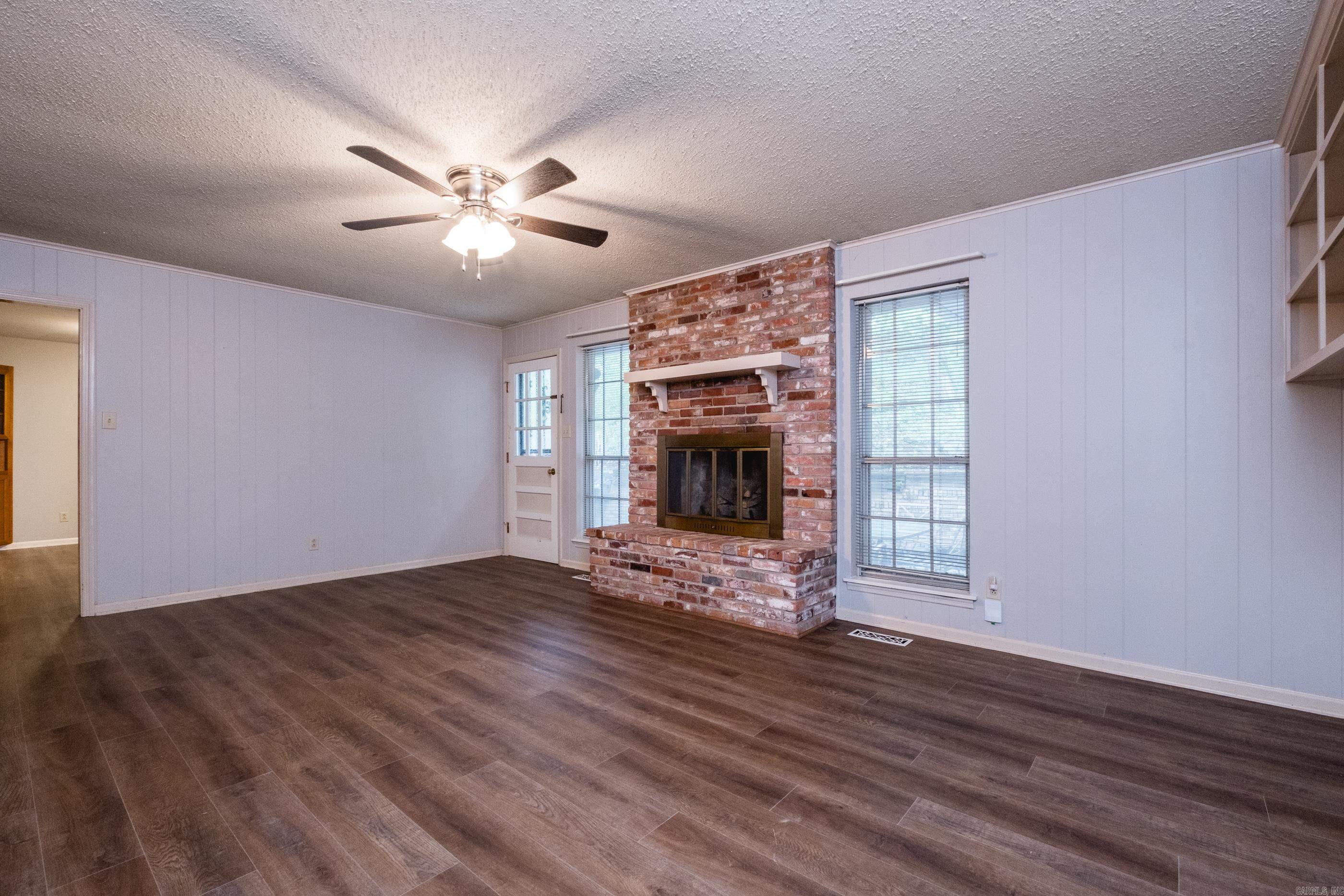 SHANNON HILLS EAST - Residential