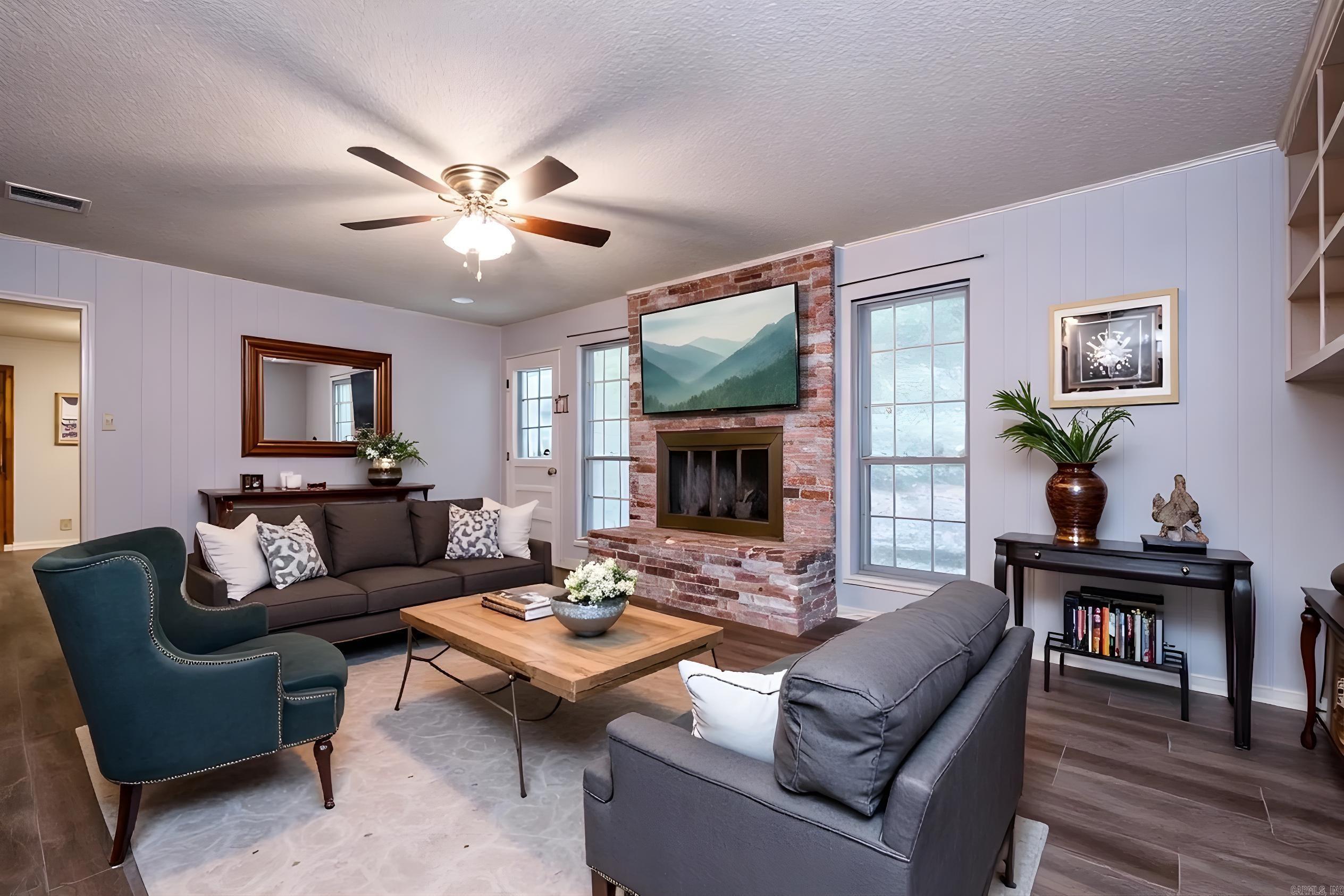SHANNON HILLS EAST - Residential