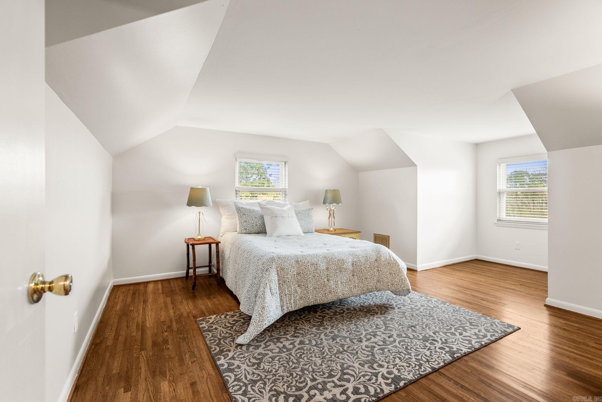 WILTON HGTS - Residential