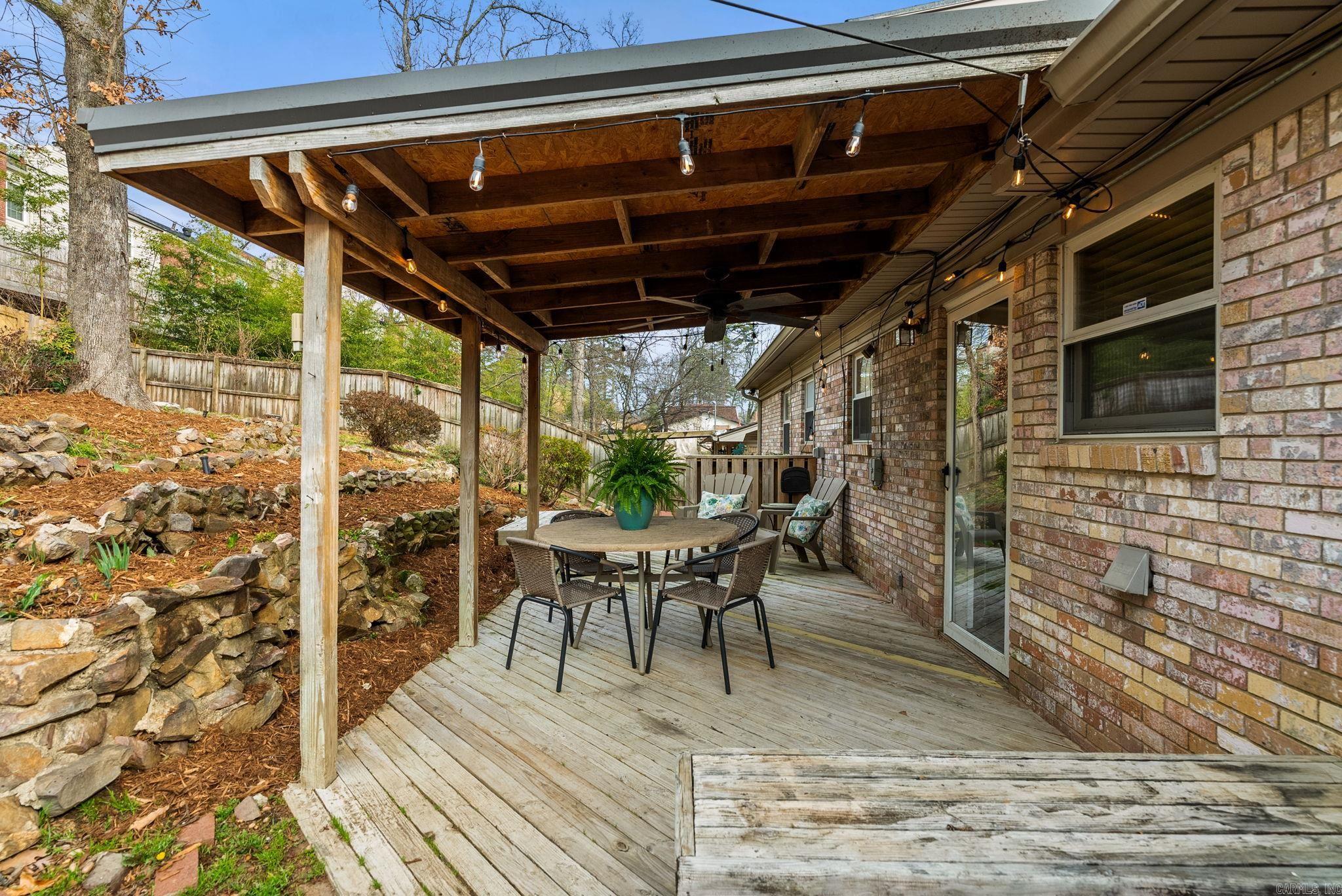 WILTON HGTS - Residential